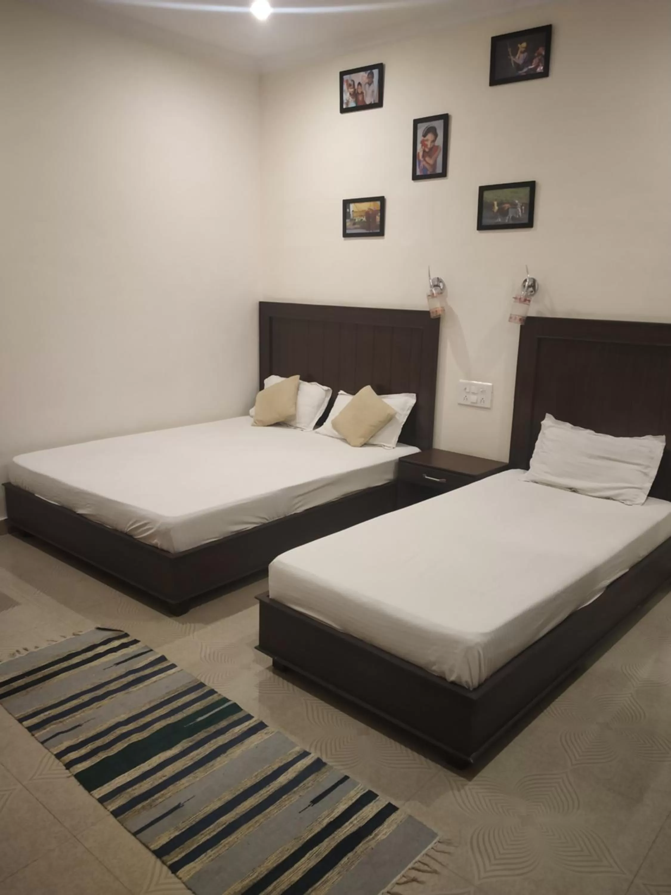 Bed in Hotel Ramayana Khajuraho