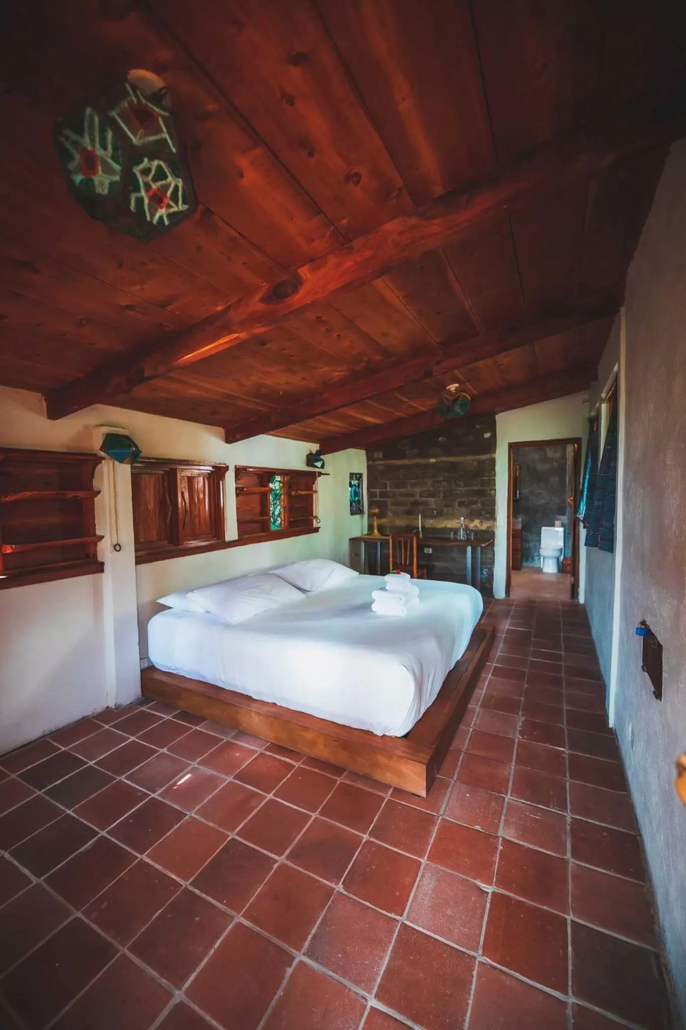 Bed, Bathroom in Lush Atitlán