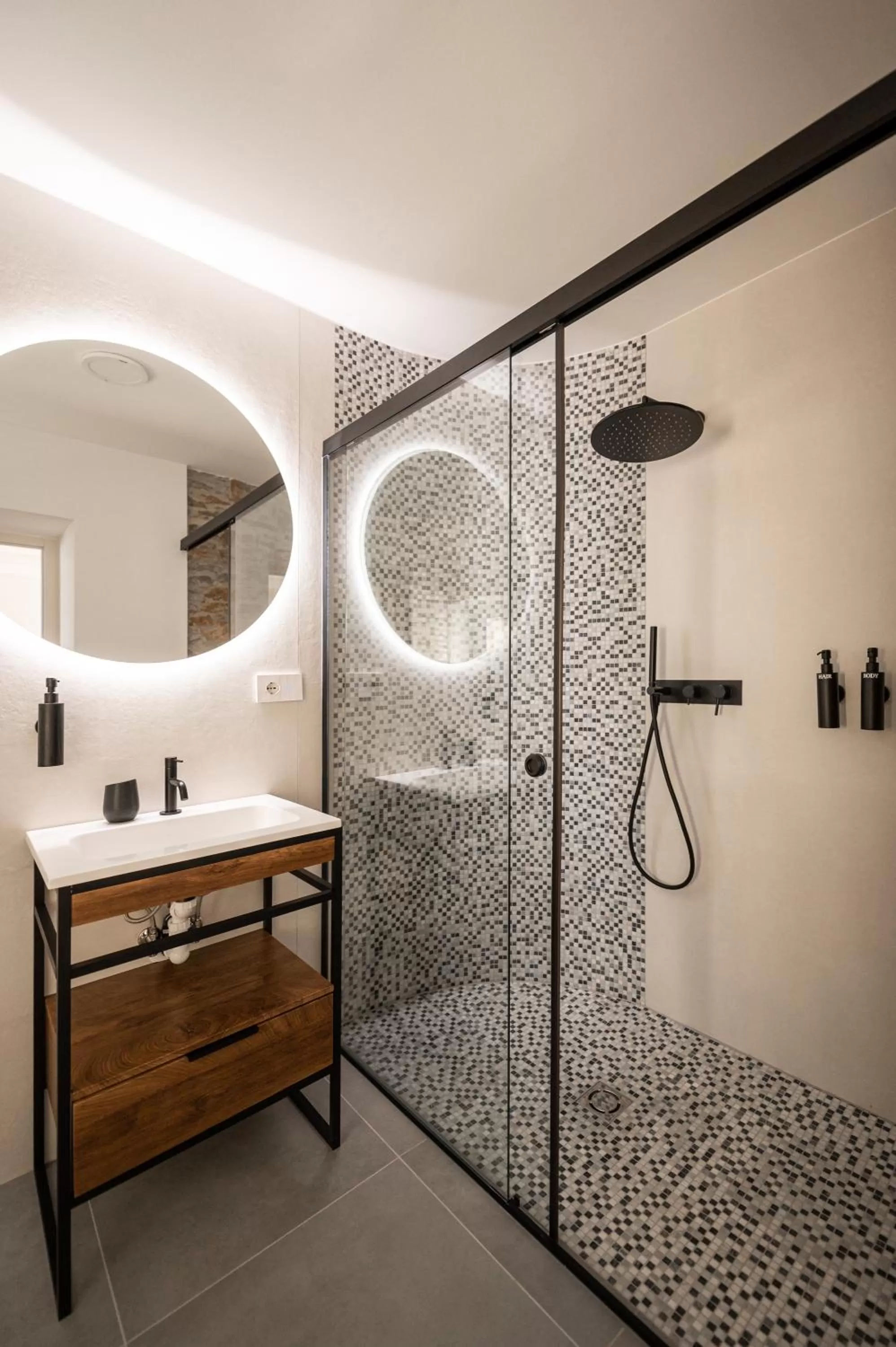 Shower in Guesthouse diWINE