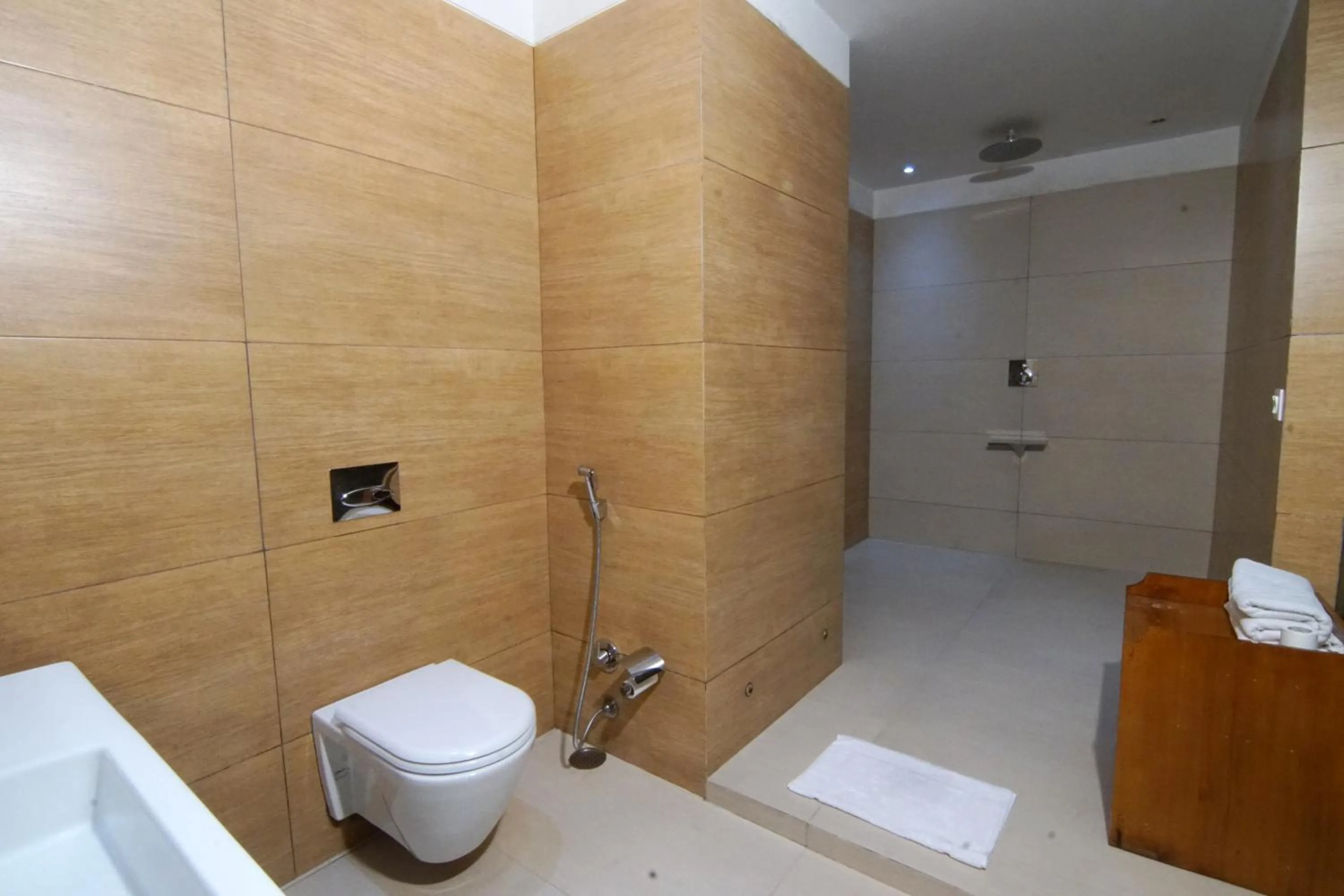 Shower in Banon Resorts