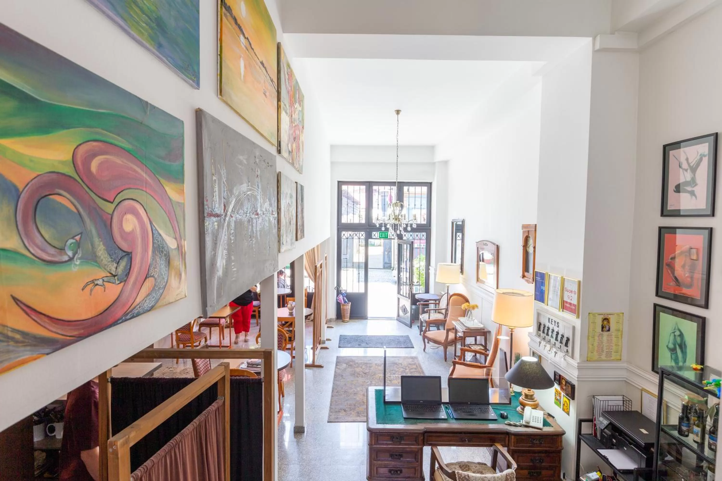 Lobby or reception in Hotel N16