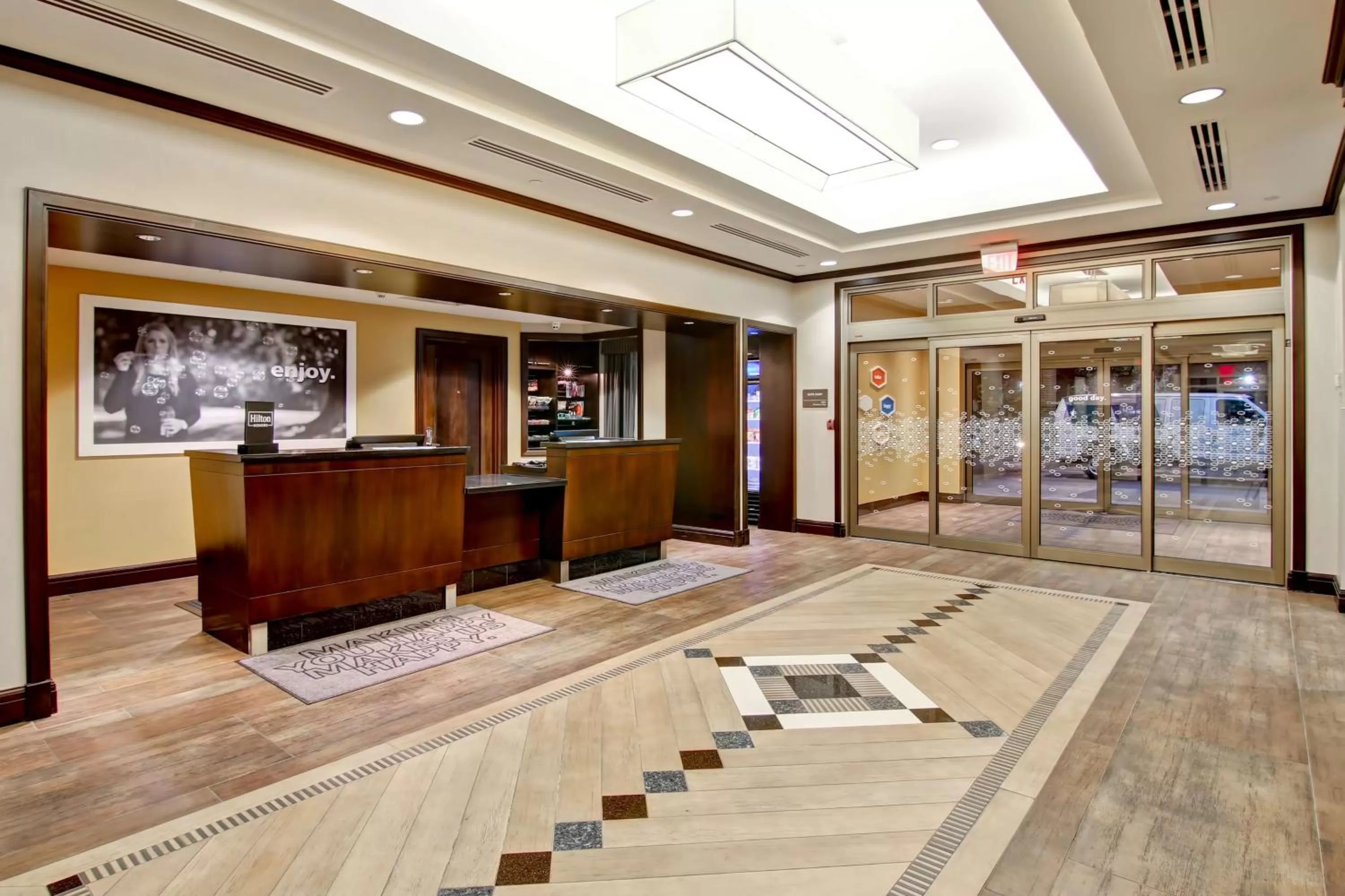 Lobby or reception in Hampton Inn by Hilton Toronto Airport Corporate Centre