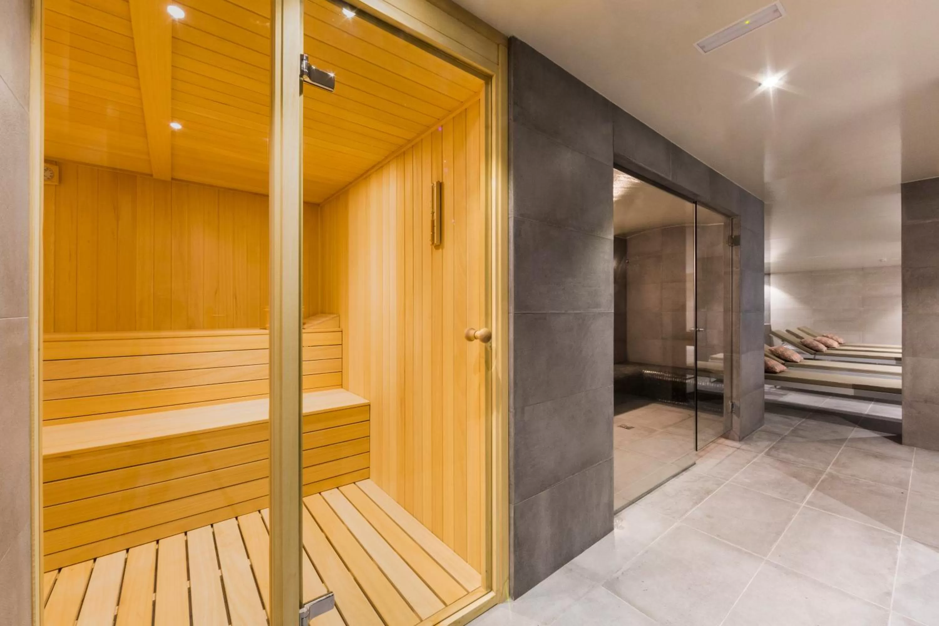 Spa and wellness centre/facilities, Bed in Catalonia Granada