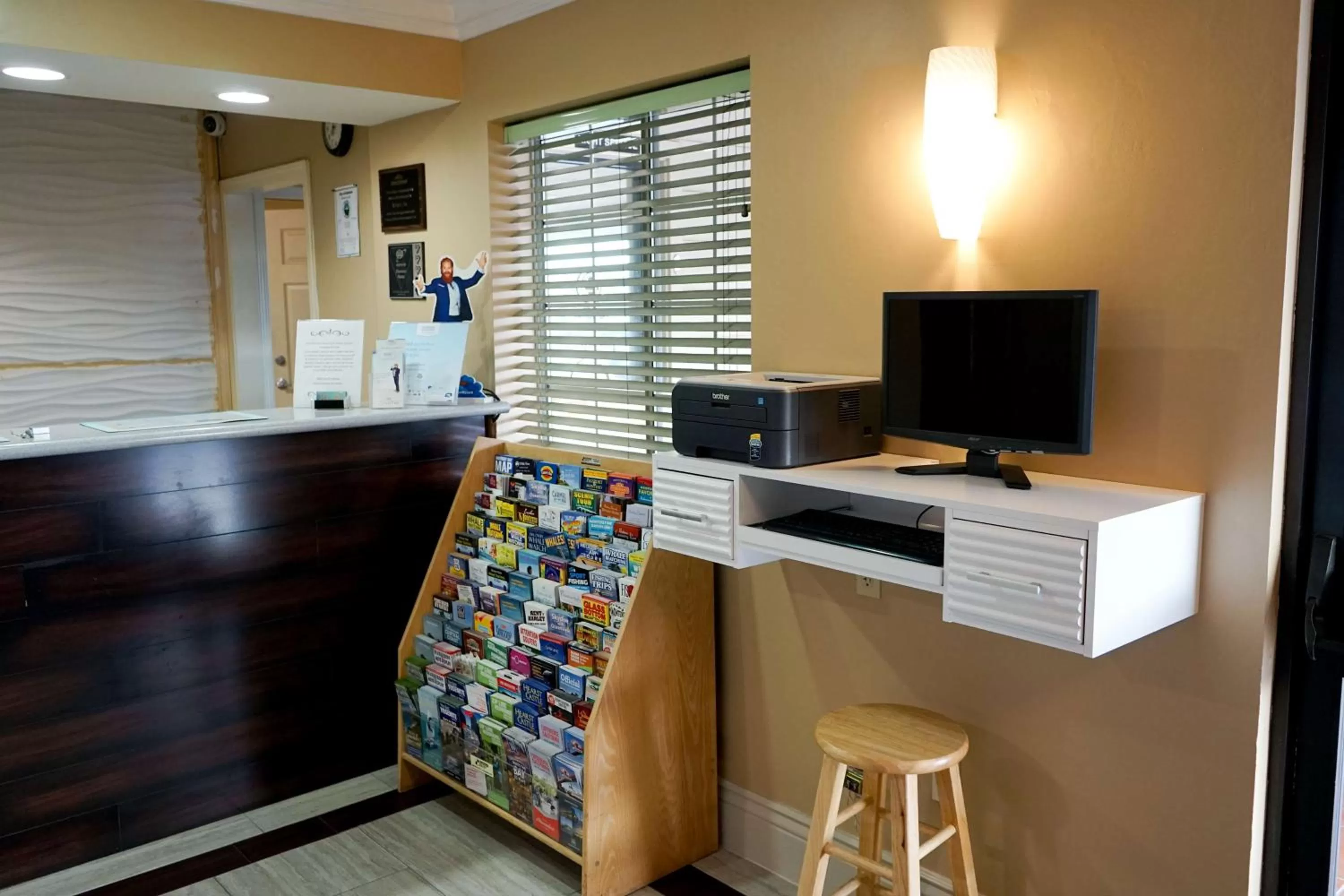 Lobby or reception in Howard Johnson by Wyndham Salinas