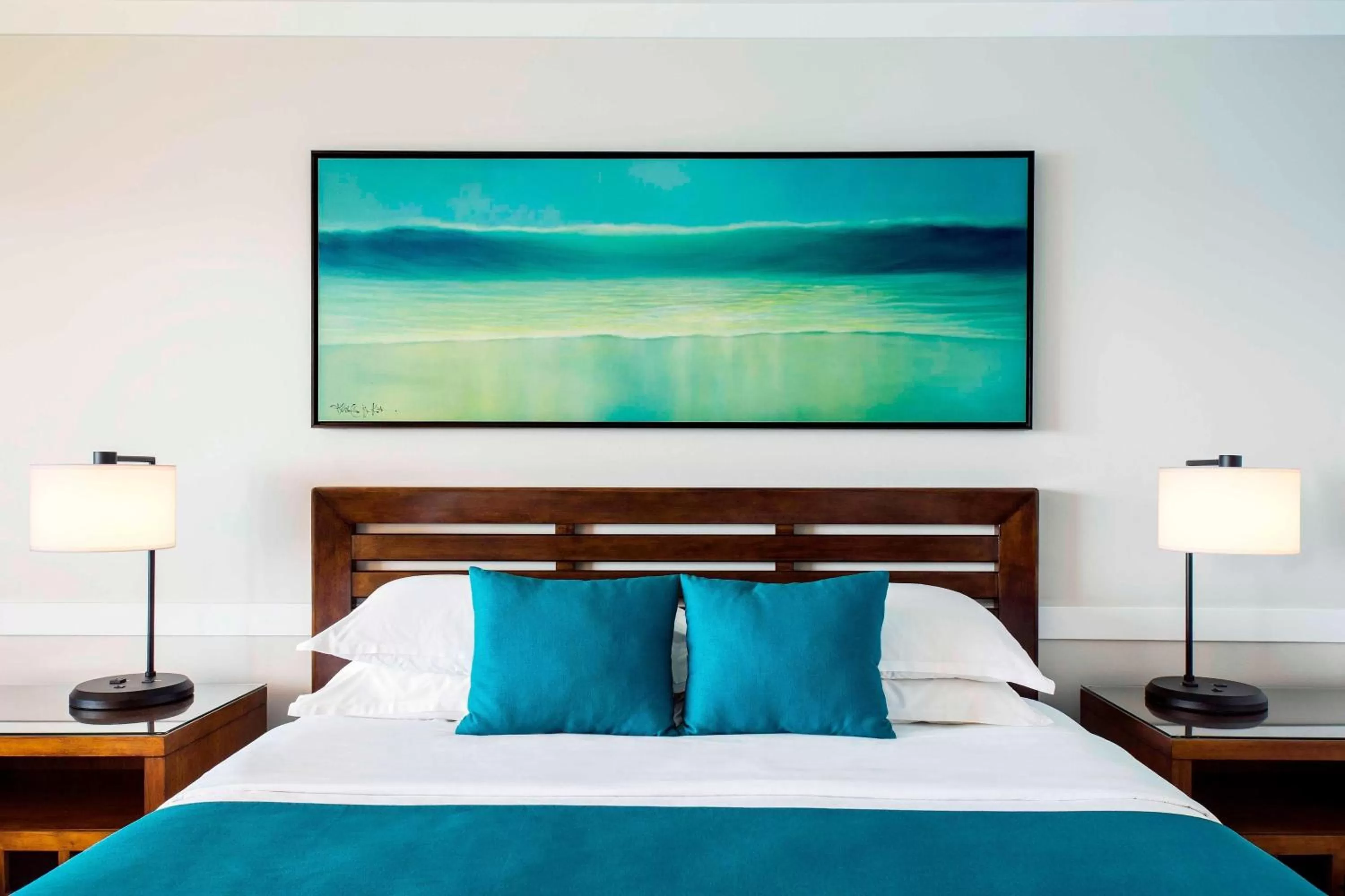 Photo of the whole room, Bed in Sheraton Maui Resort & Spa