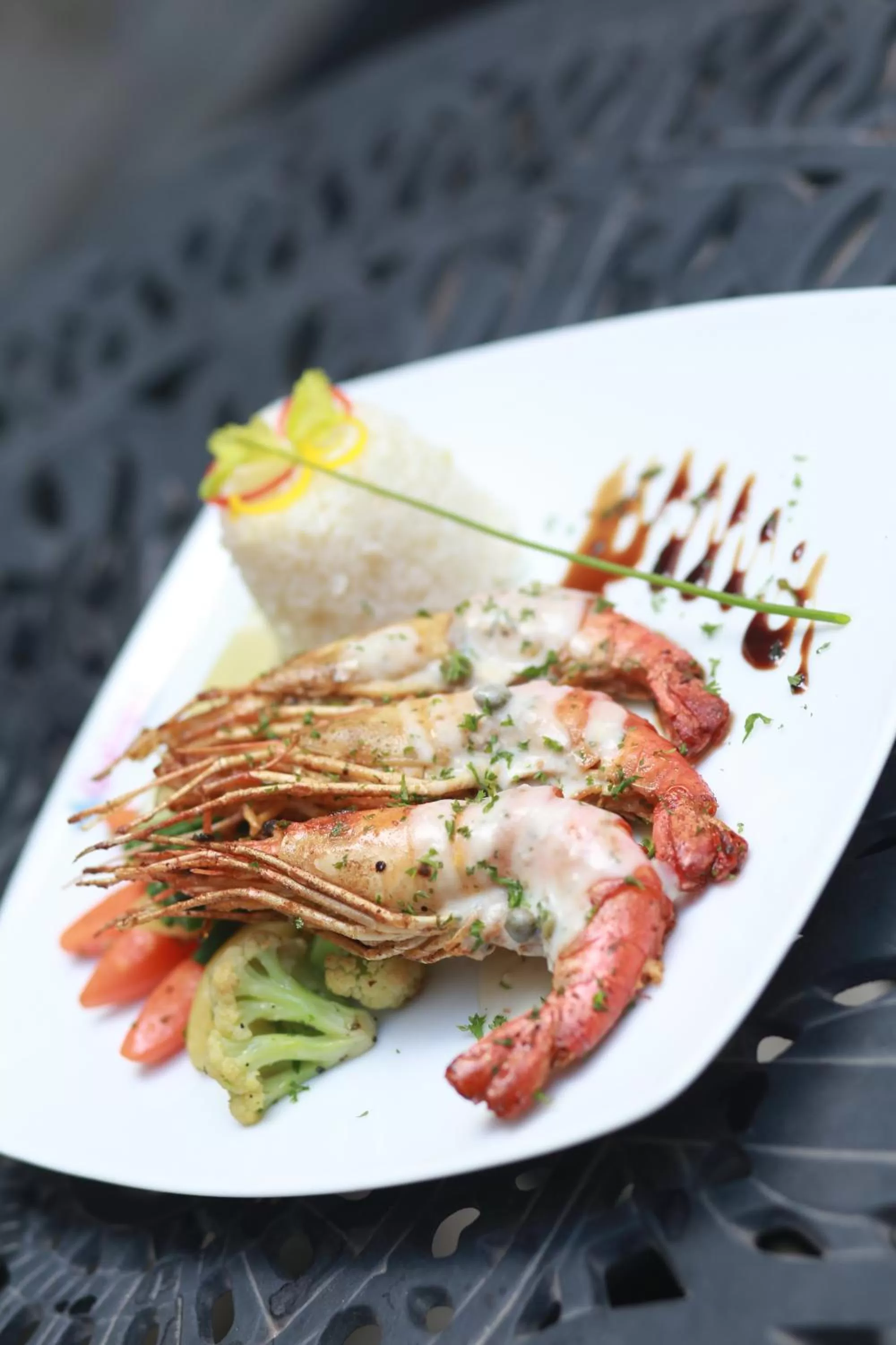 Food in D'more Dhaka Hotel & Resort