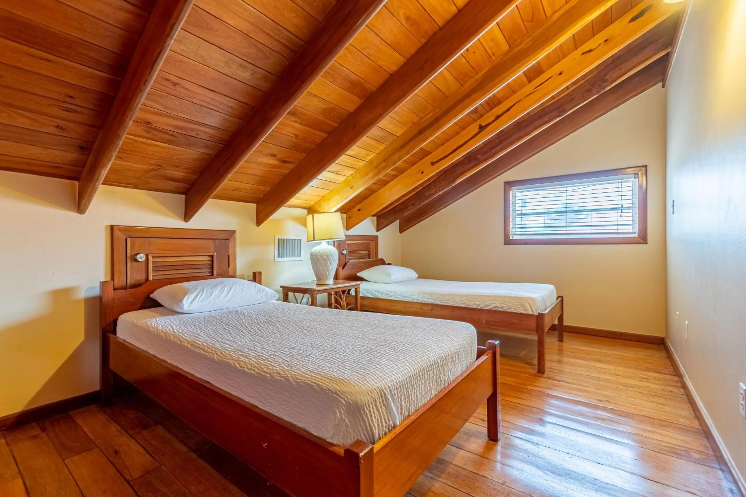 Bed in Belizean Shores Resort