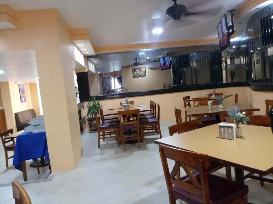 Restaurant/places to eat in Hotel Cabildos