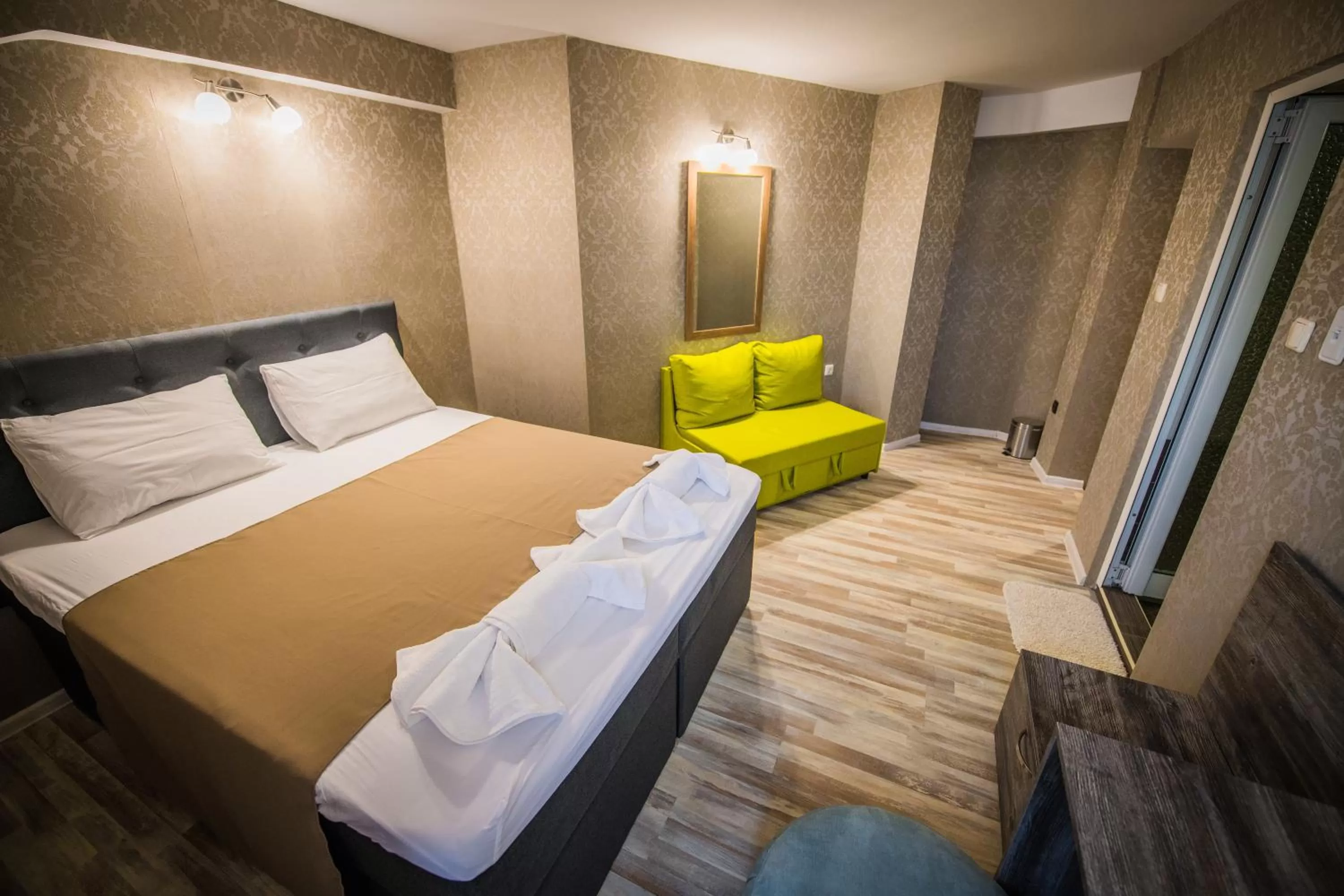 Bed in Vida Family Hotel