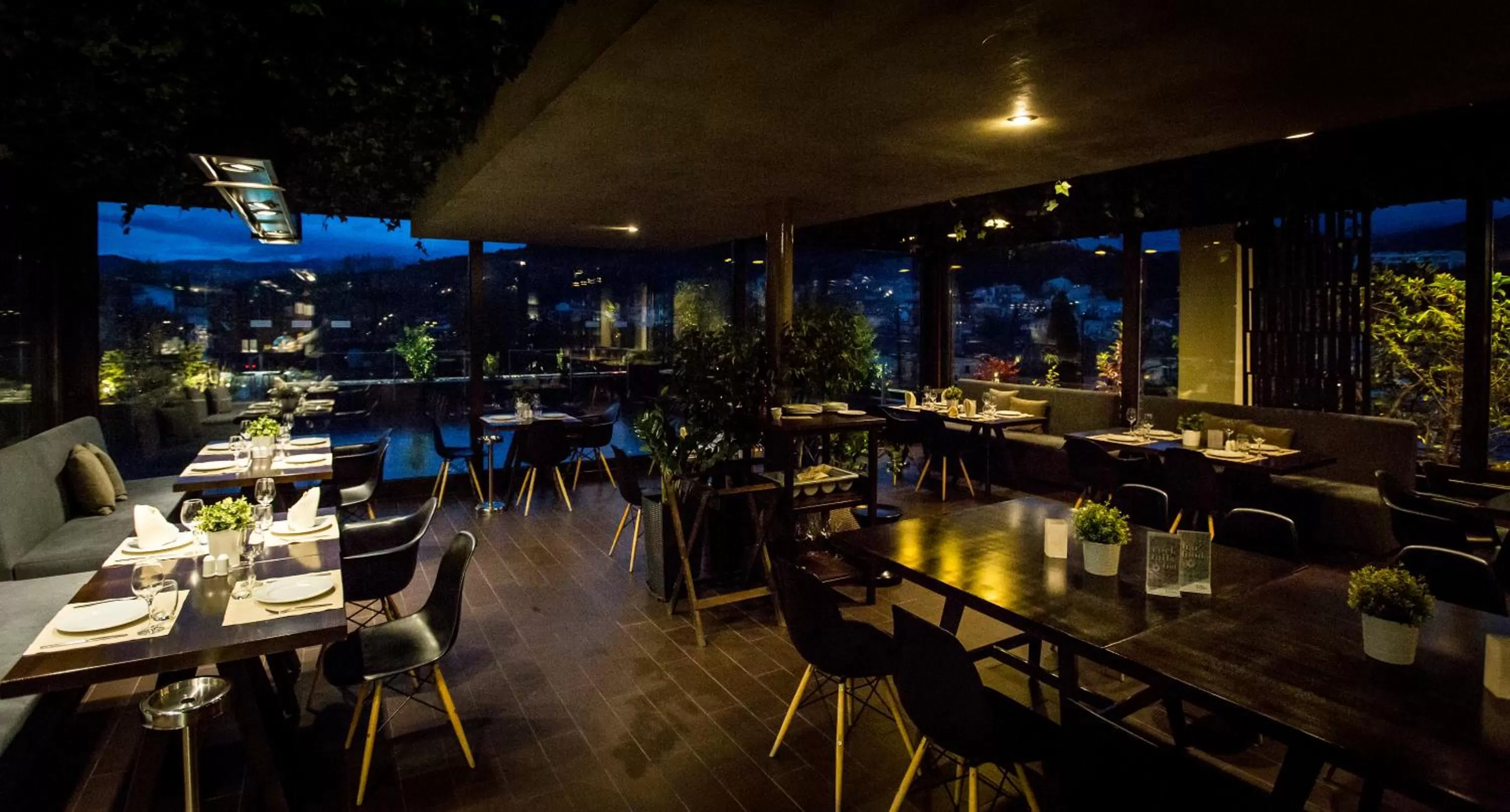 Restaurant/places to eat in Philippos Xenia Hotel