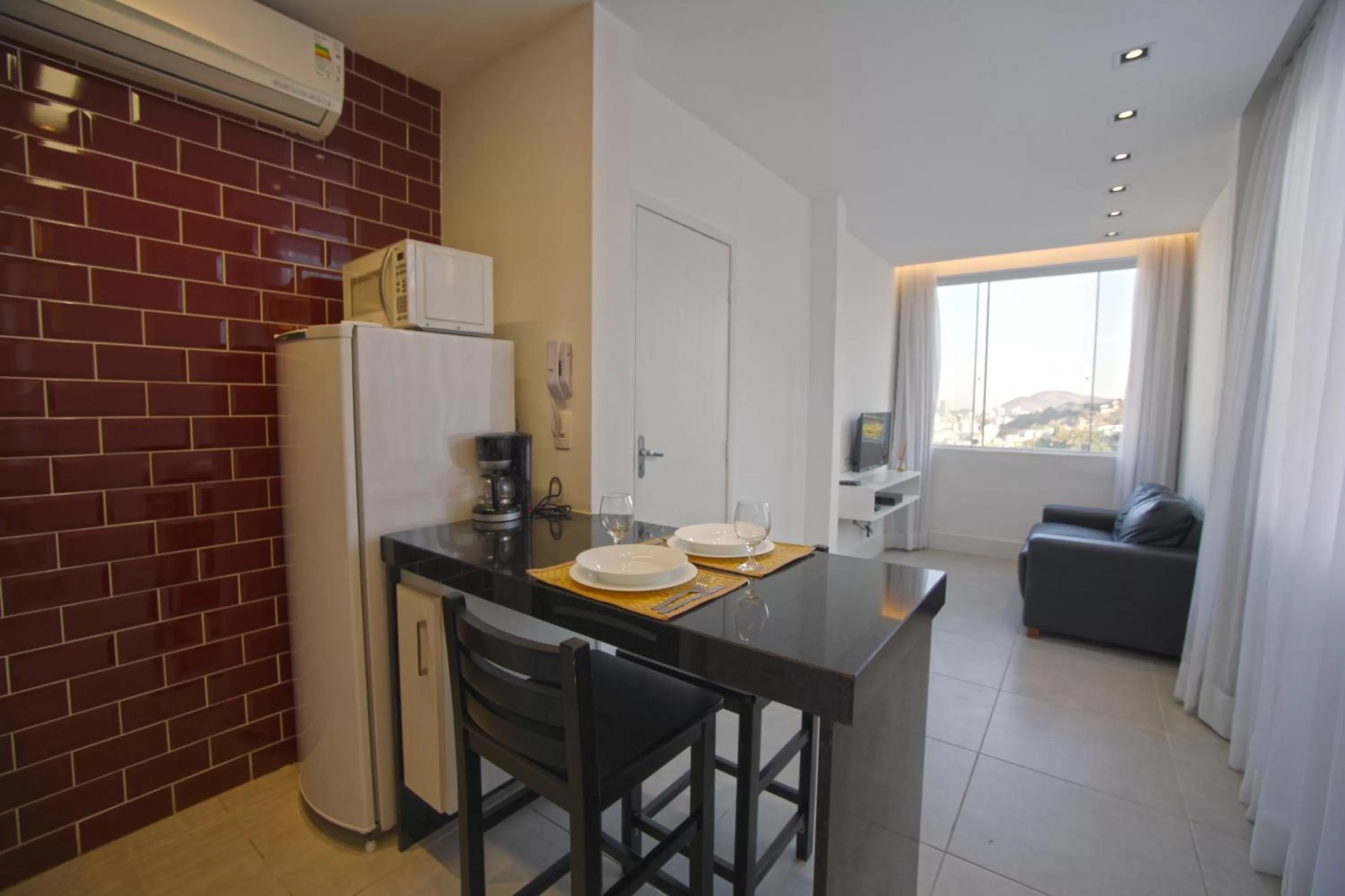 TV and multimedia in New Sugar Loft Apartments