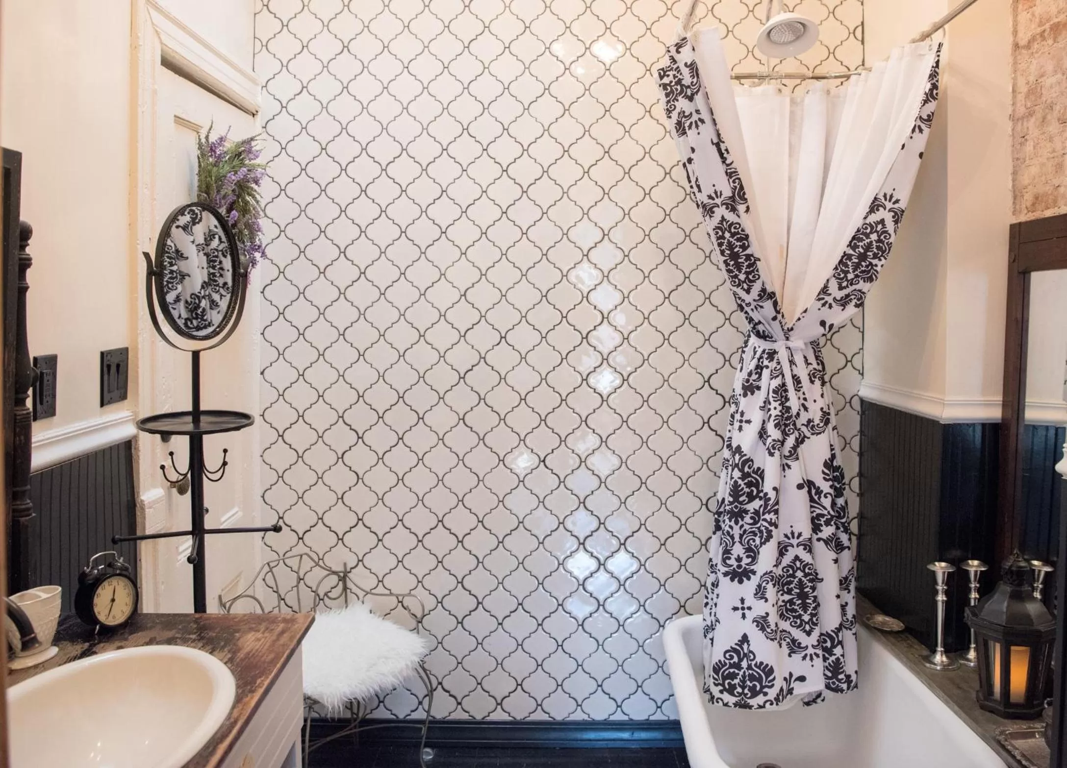 Shower in Harlem Grand