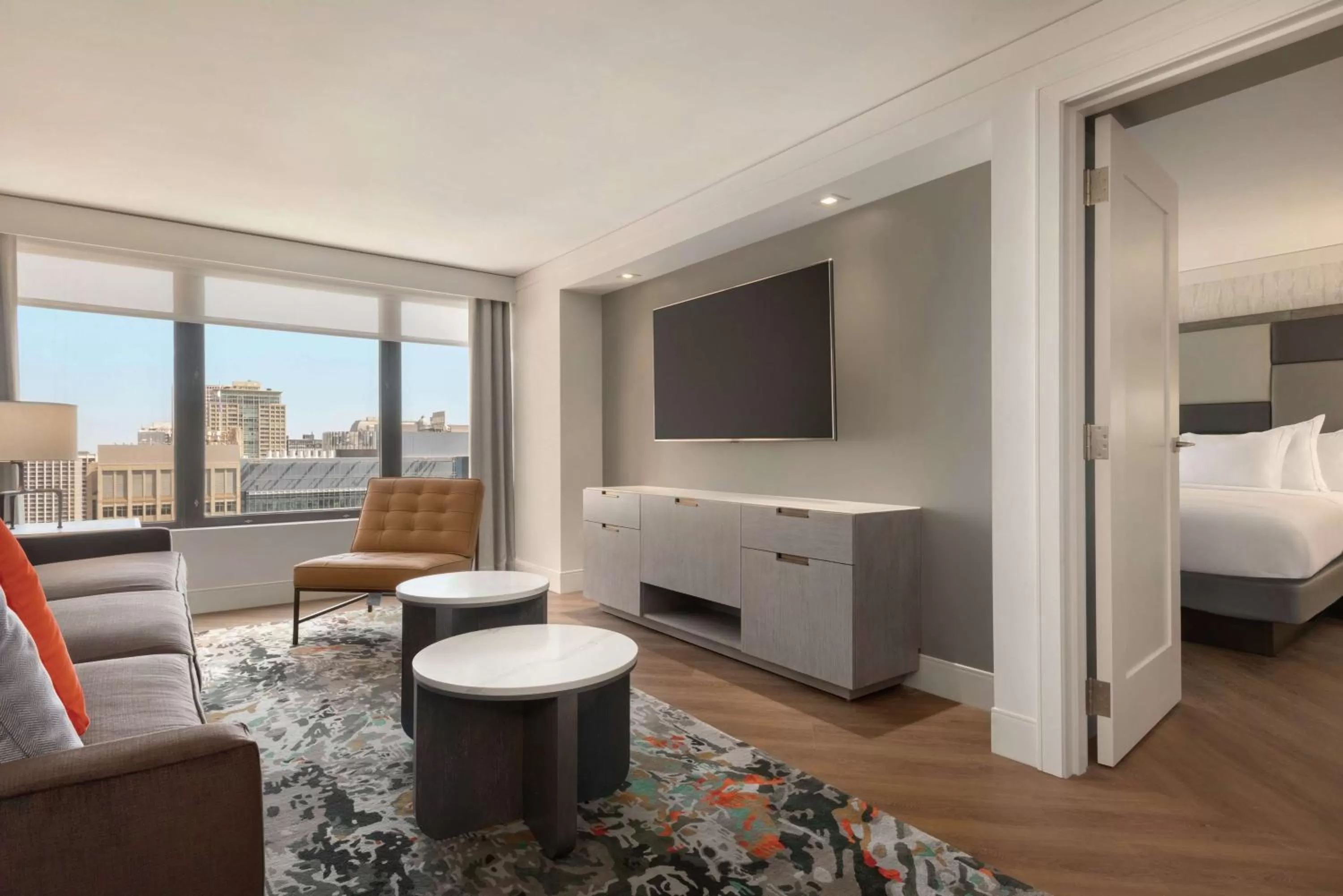 Bedroom, Bed in Hilton Grand Vacations Club Chicago Magnificent Mile