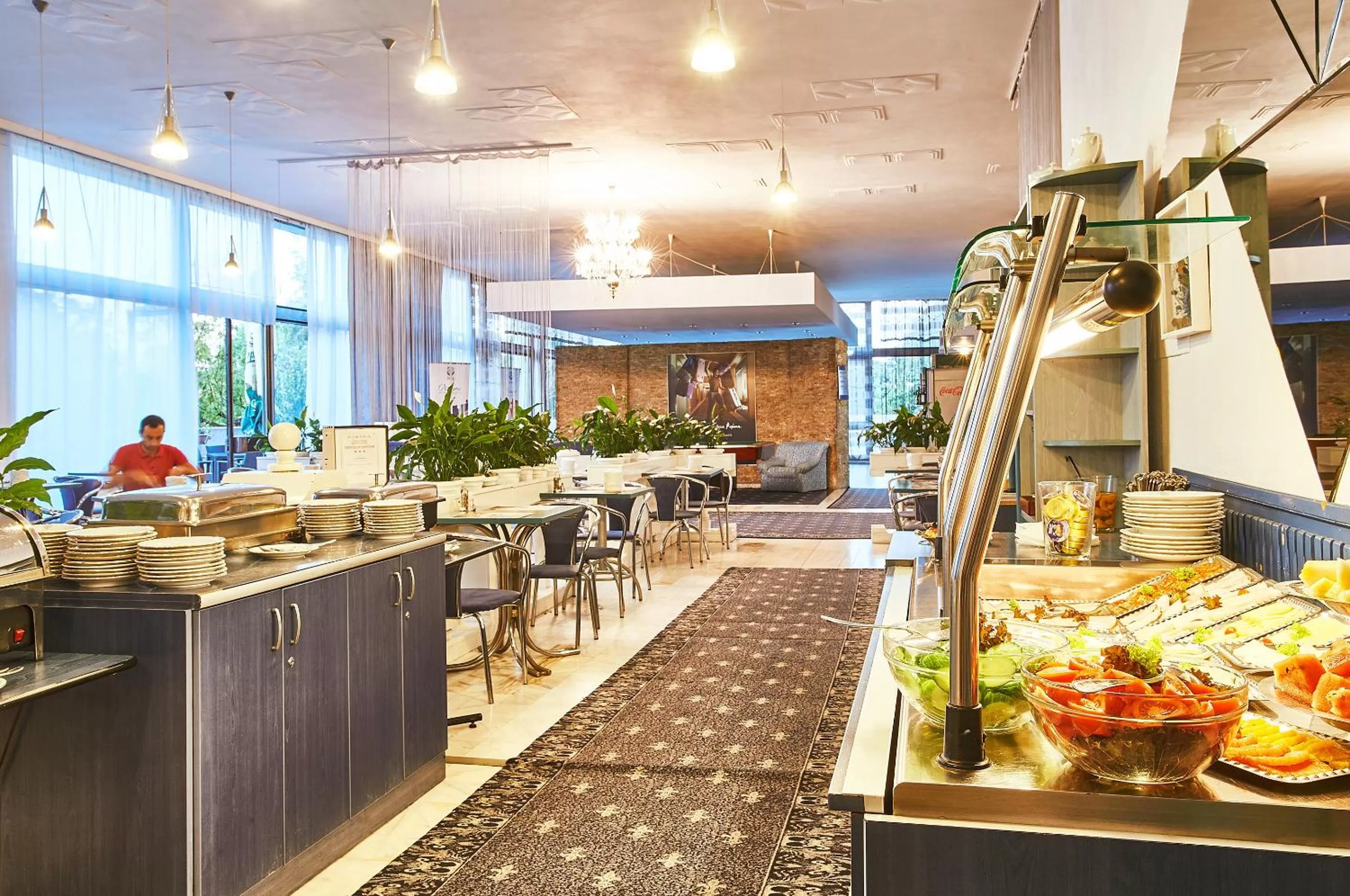 Breakfast in Continental Drobeta Turnu Severin