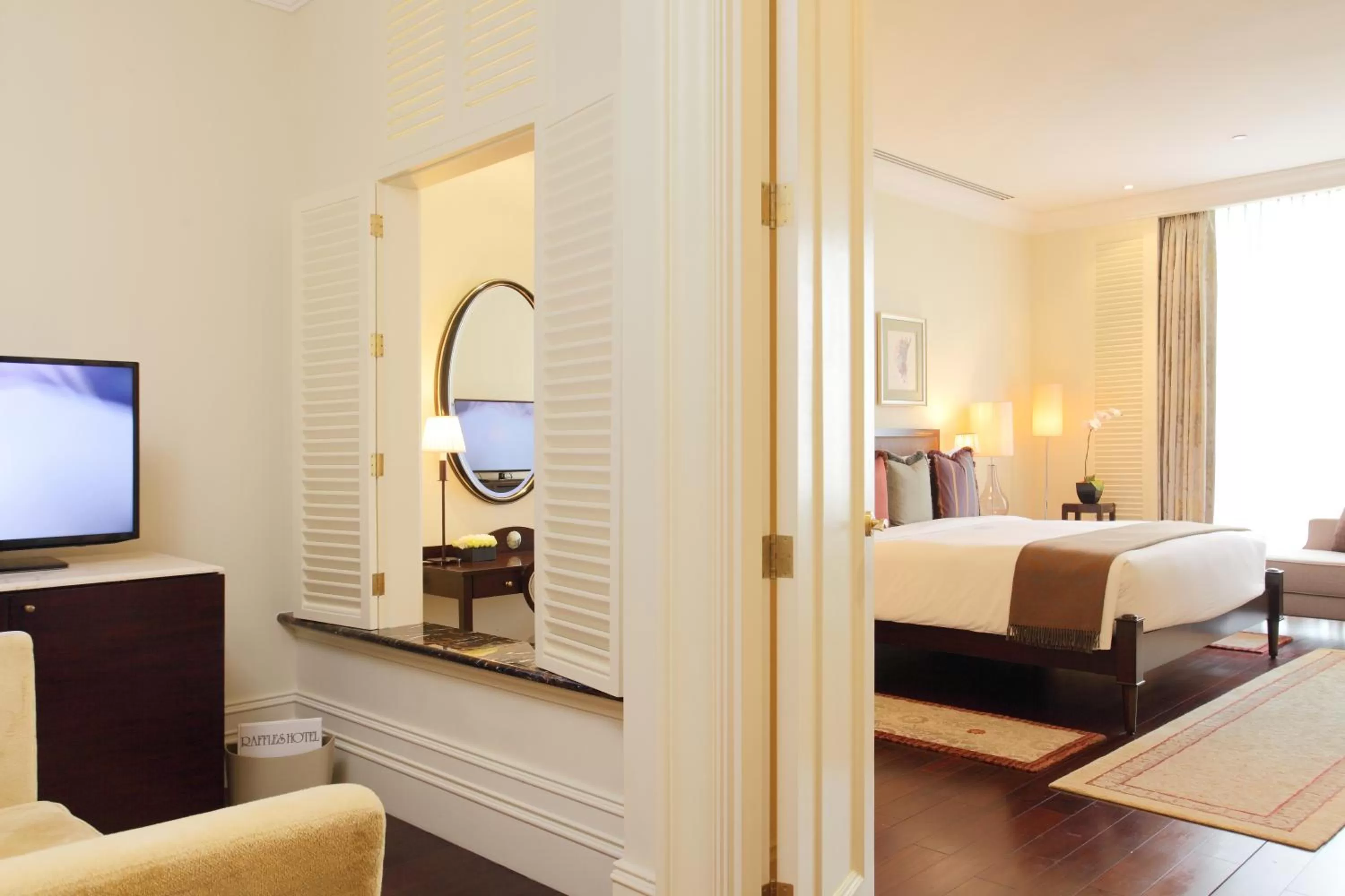 Decorative detail, Bed in Raffles Makati