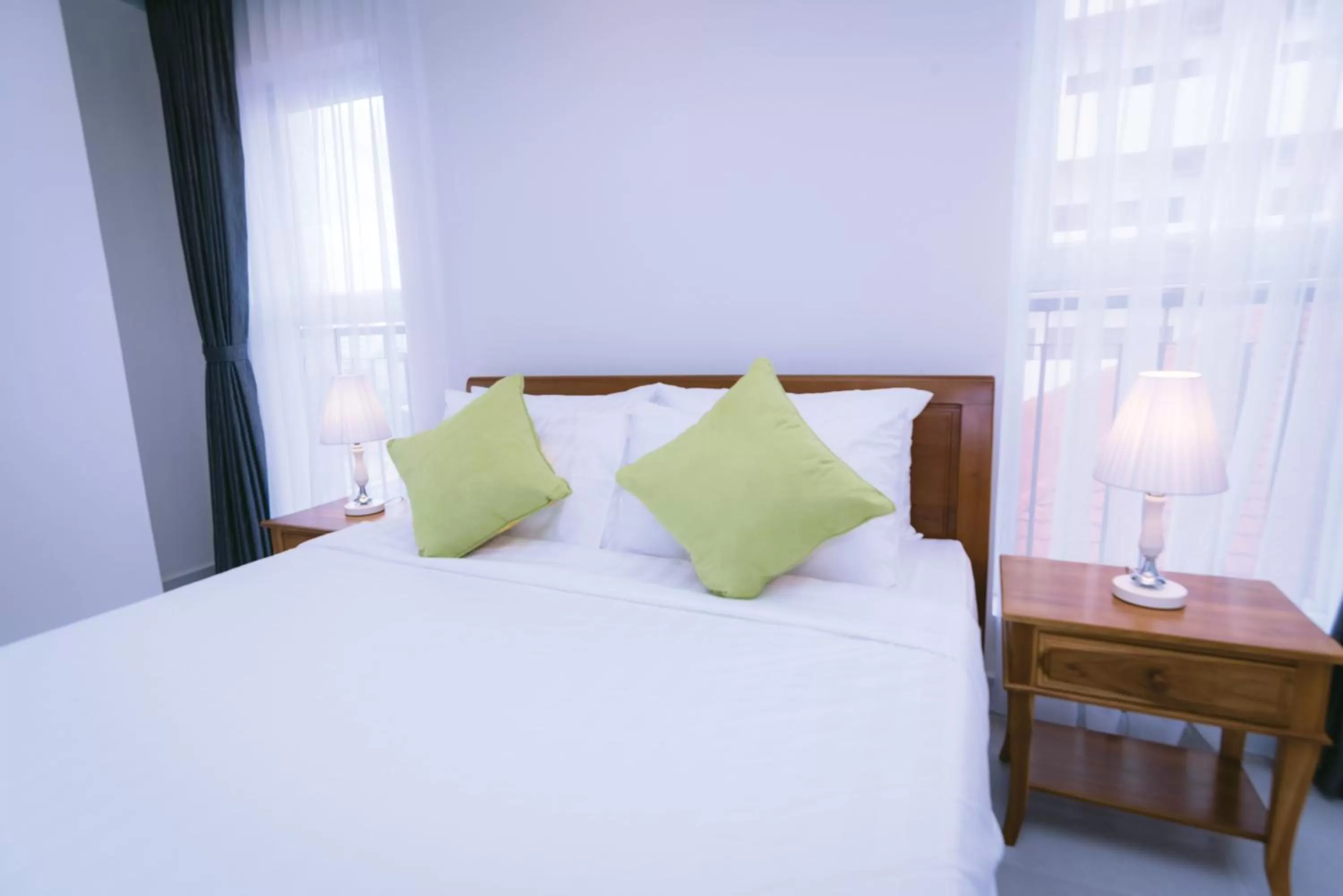 Bedroom, Bed in Sun Apartment