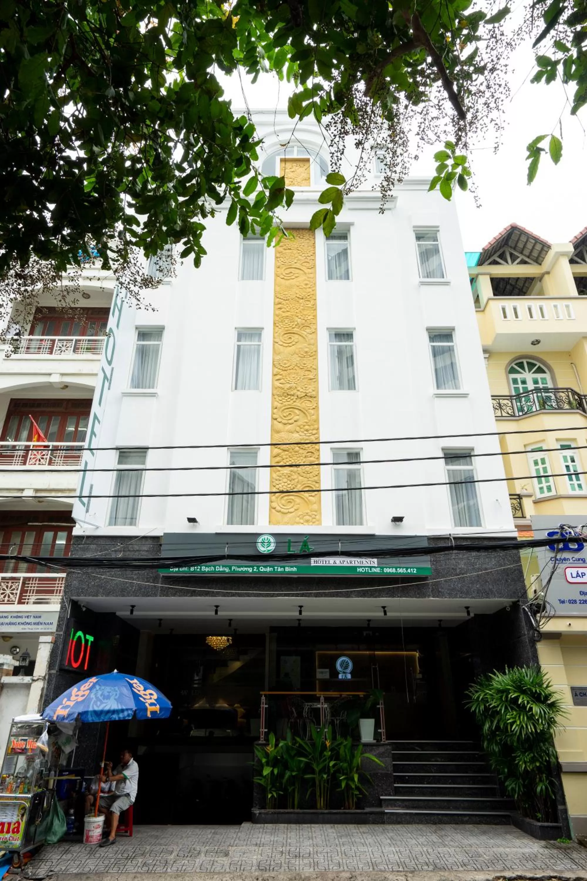 Property building in La Airport Tan Binh Hotel