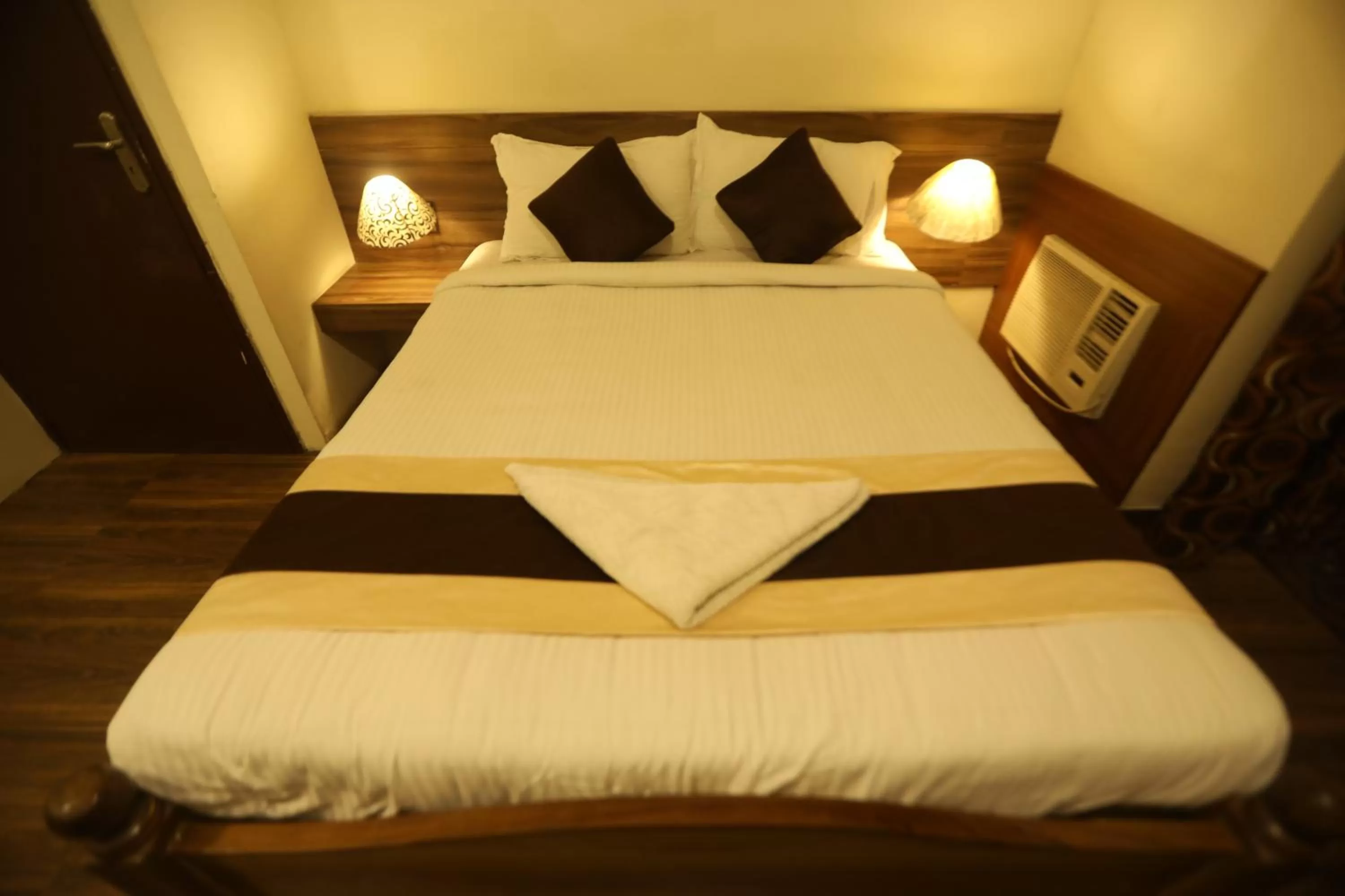 Bed in Nestlay Rooms Ambattur