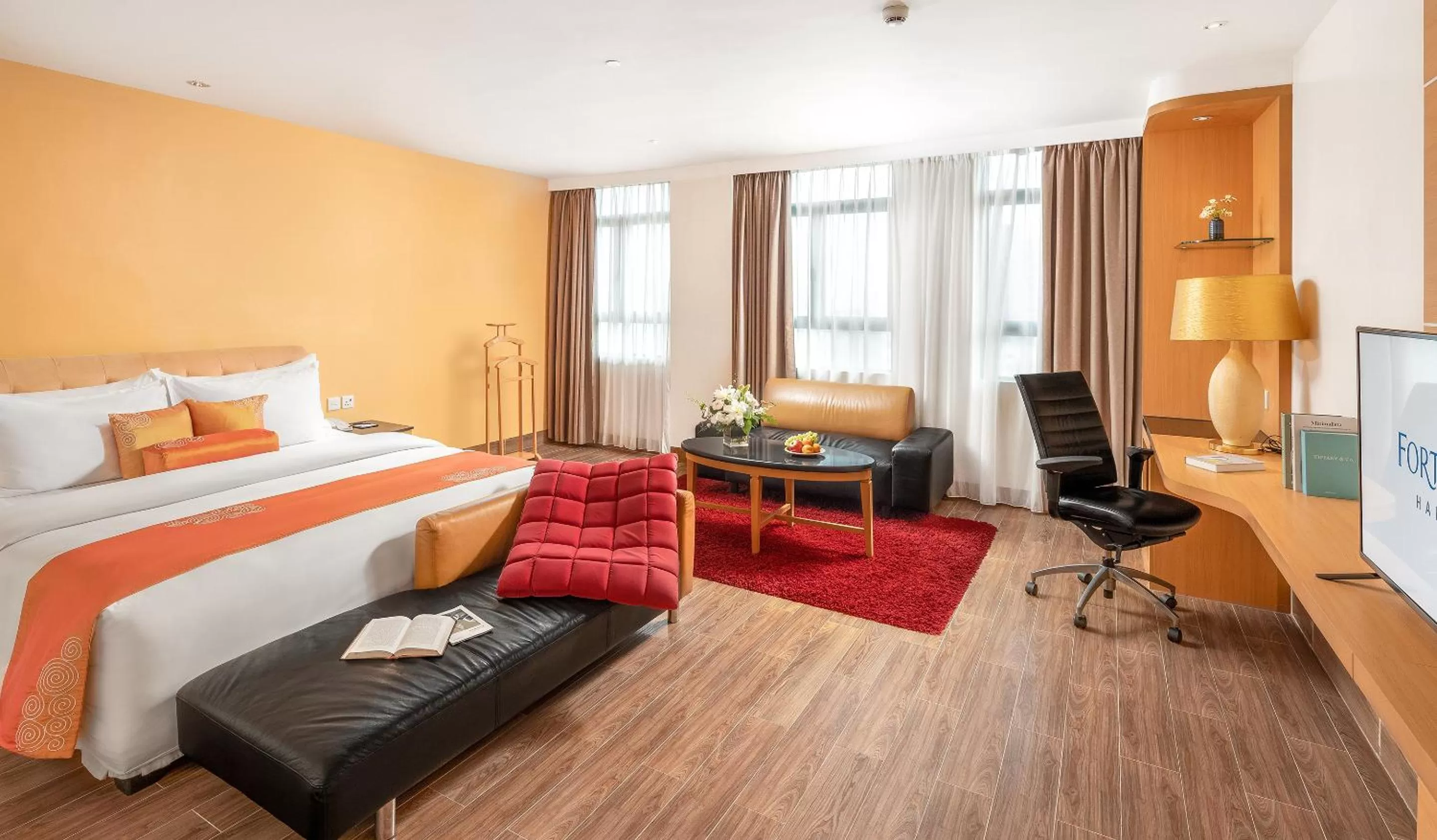 Bedroom, Bed in Fortuna Hotel Hanoi