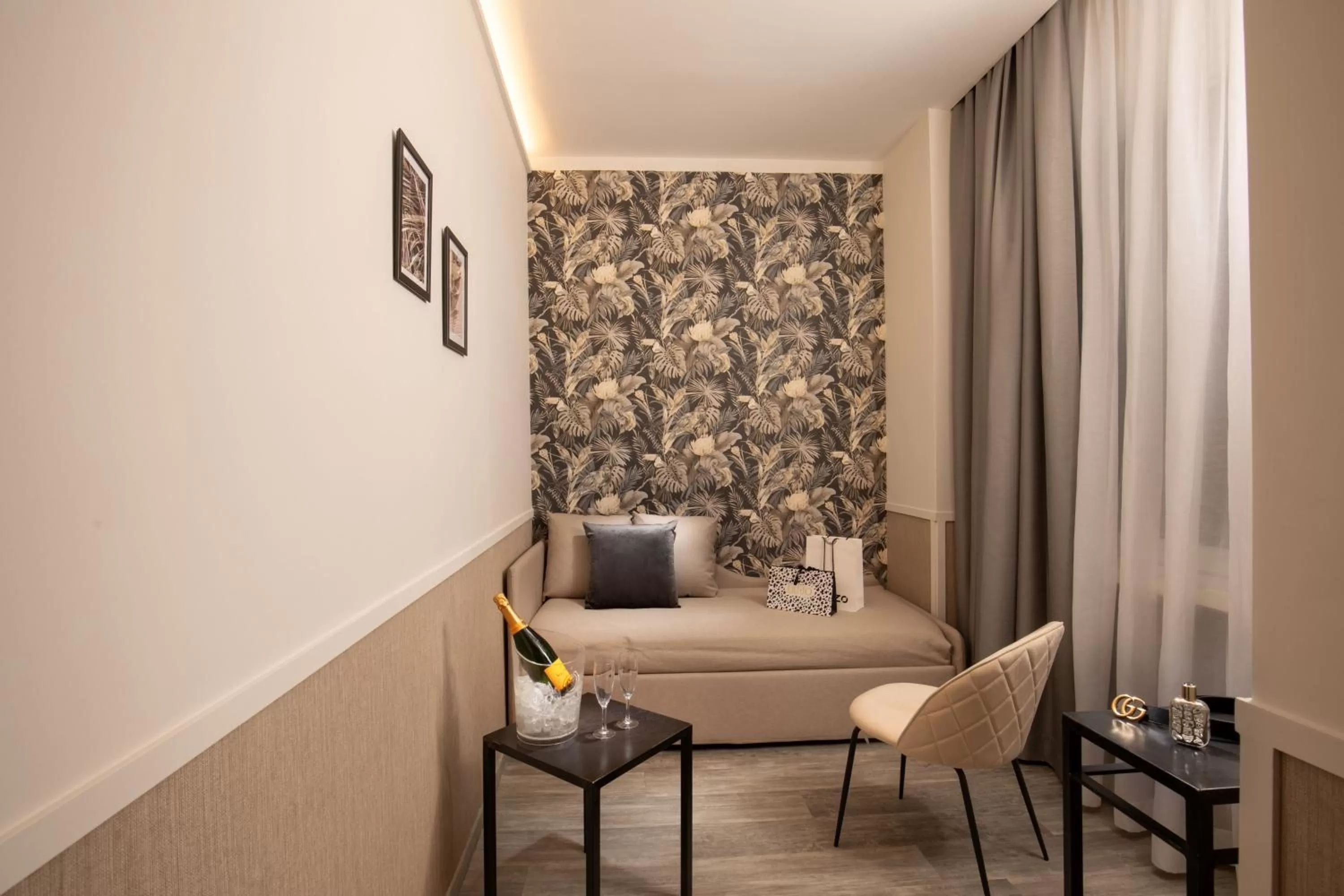 Living room in Sophie Terrace Hotel