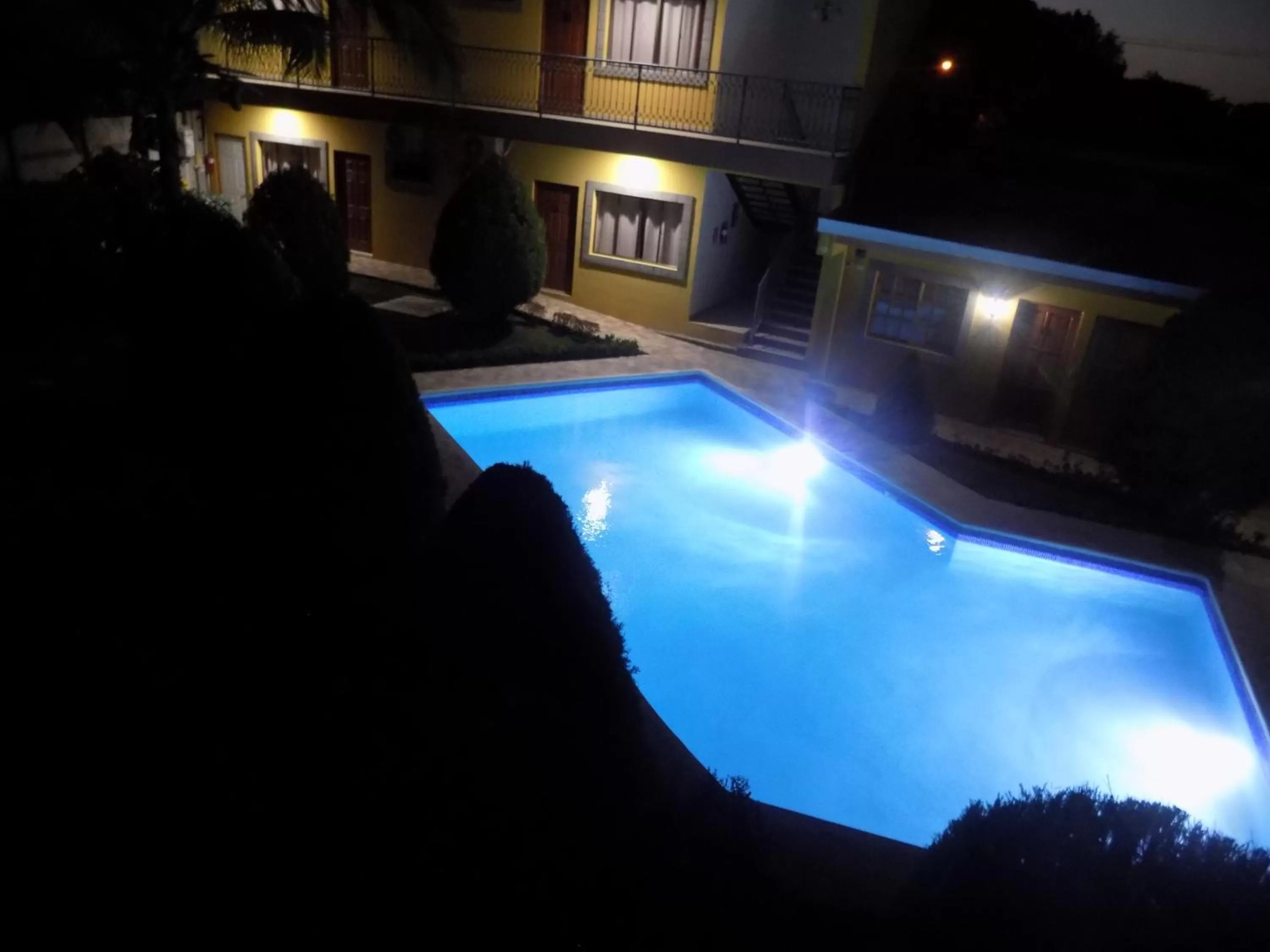 Swimming pool in Hotel Los Pinos