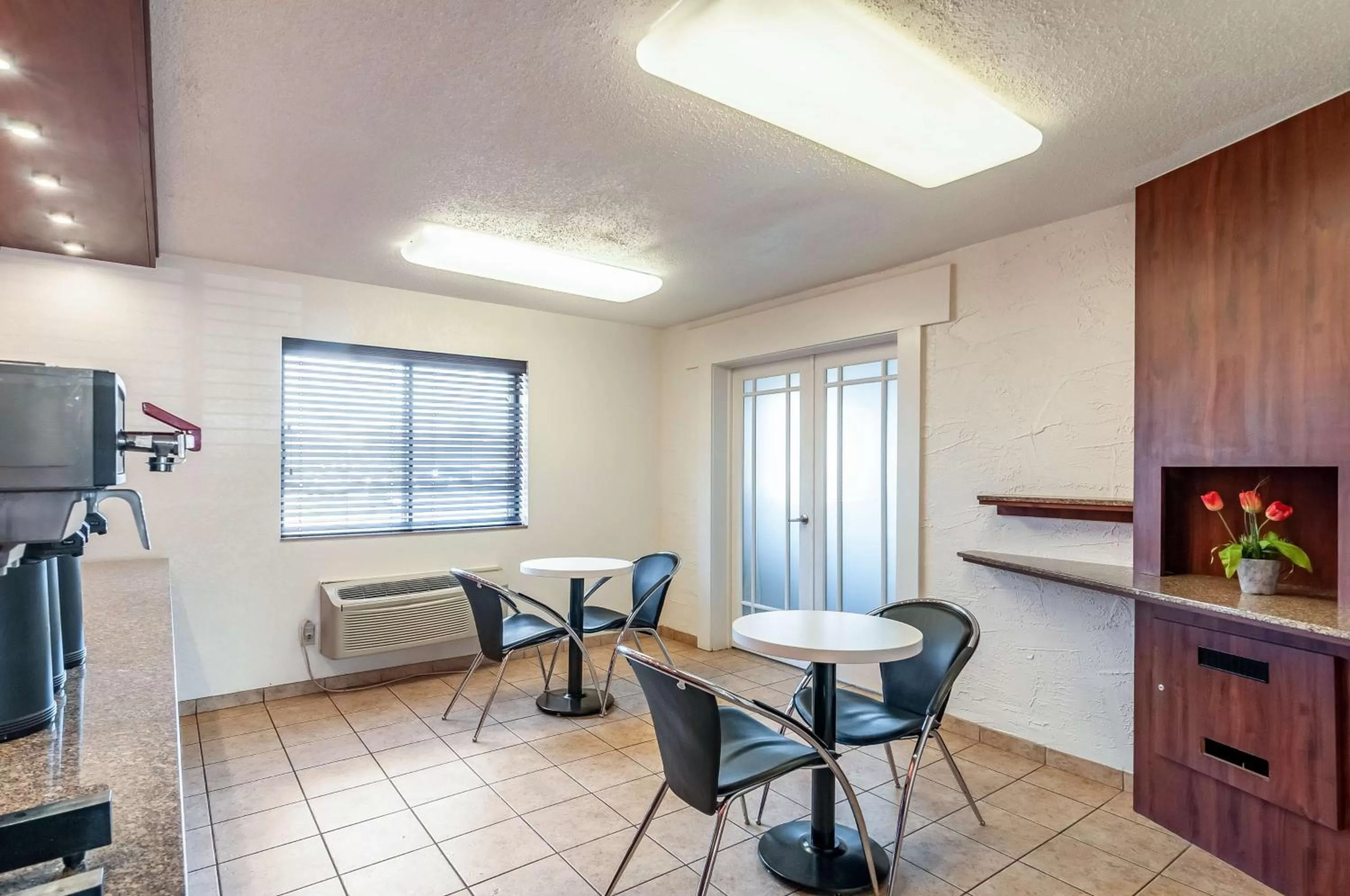 On site in Motel 6-Naperville, IL