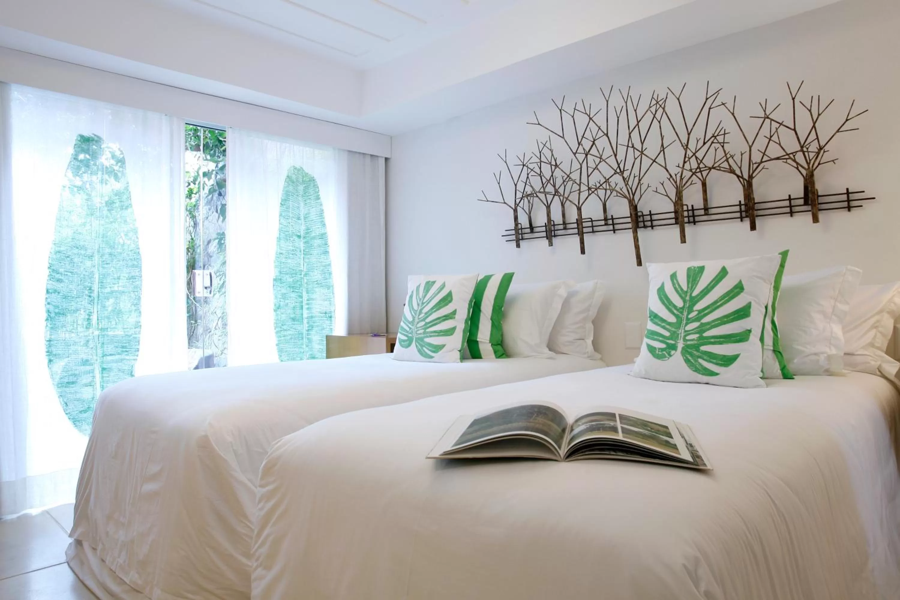 Balcony/Terrace, Bed in Insólito Boutique Hotel & Spa