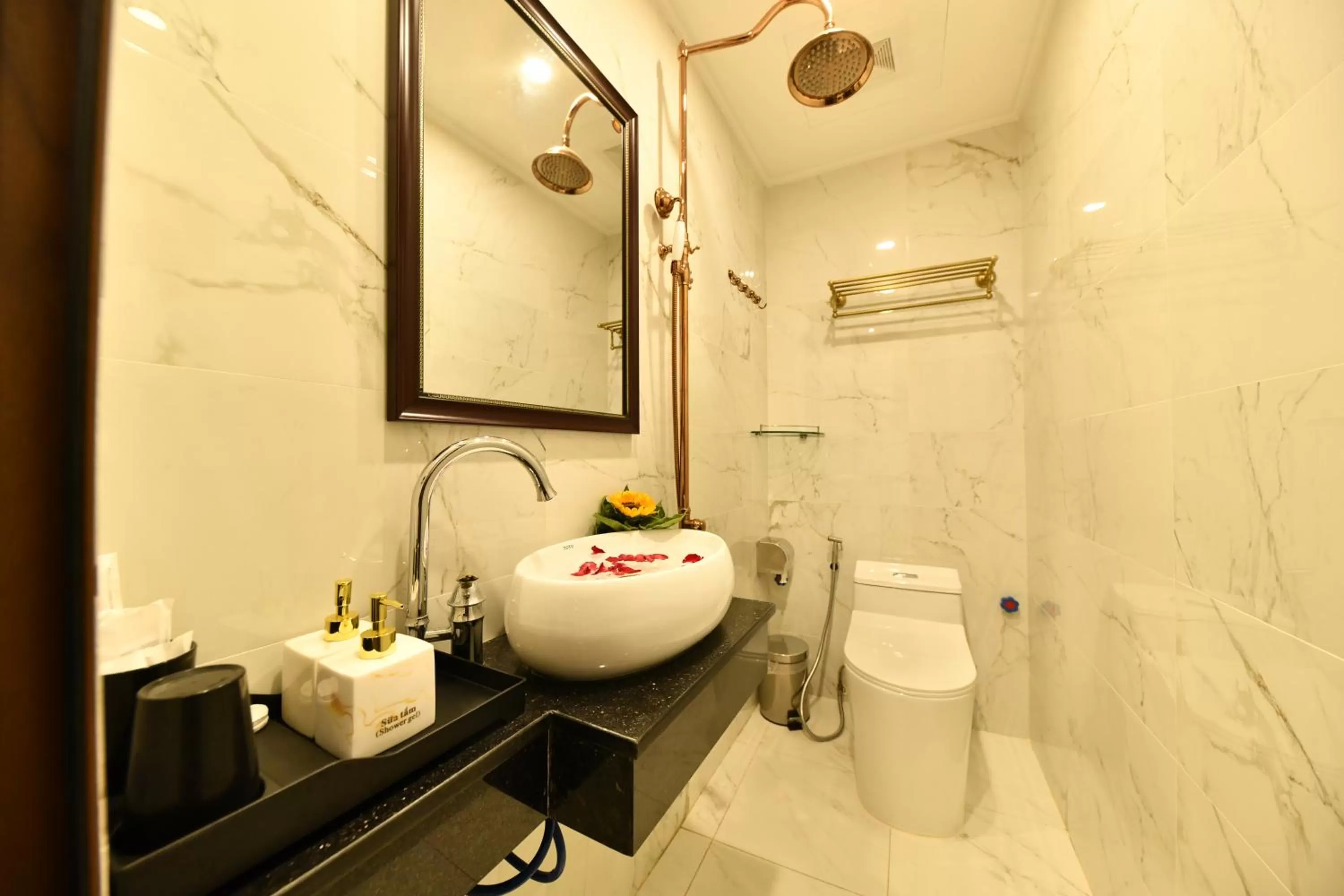 Bathroom in Kingdom Hotel Hanoi