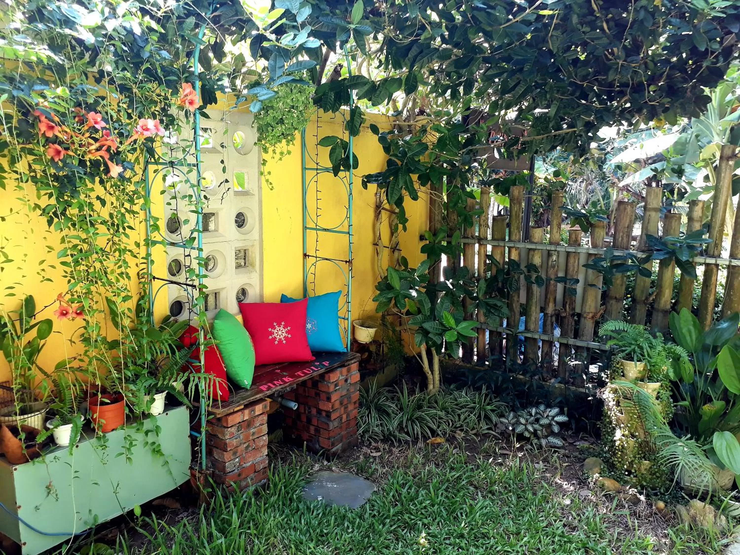 Garden in Pink Tulip Hoi An