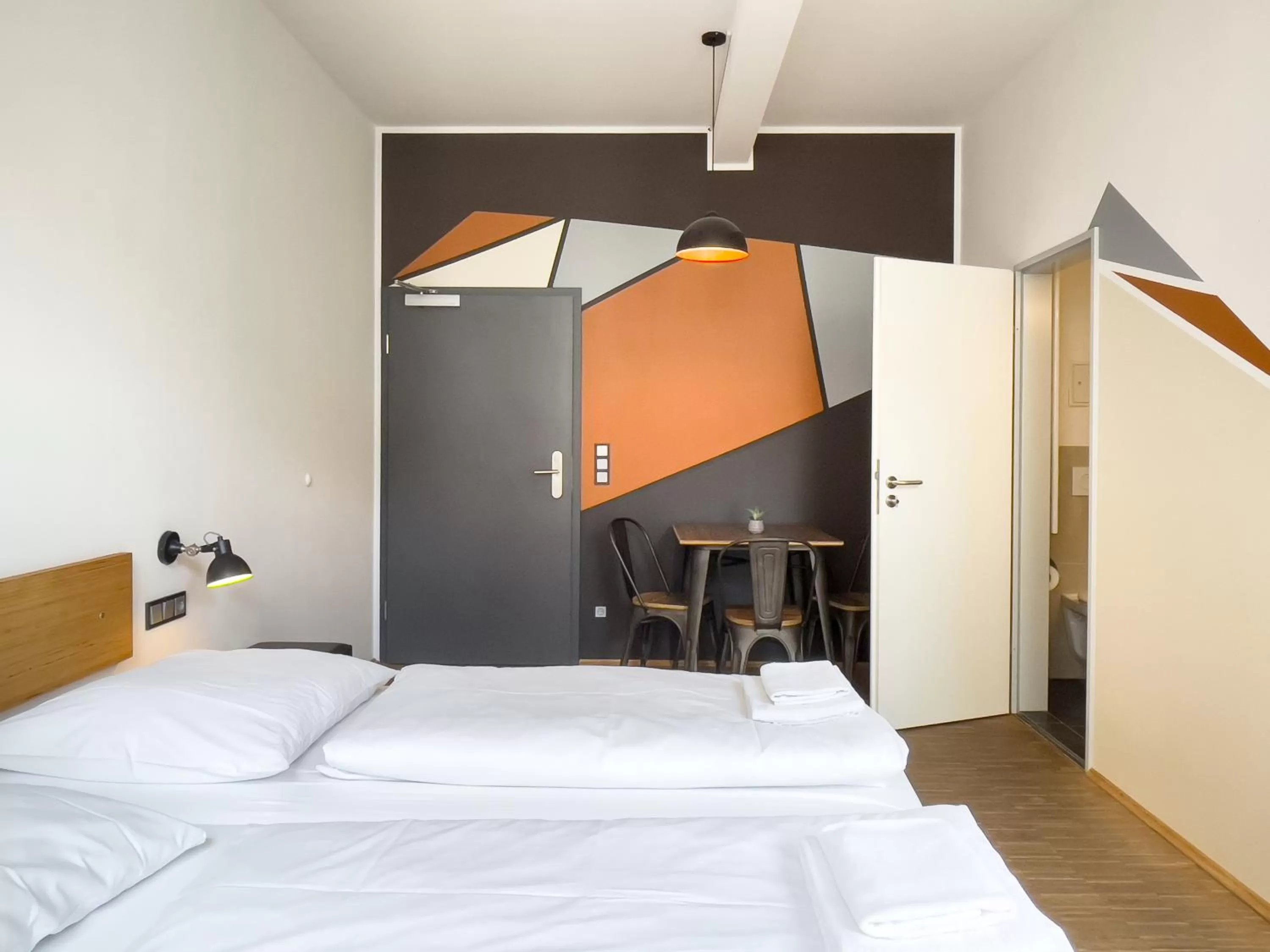 Photo of the whole room, Bed in Five Elements Hostel Leipzig