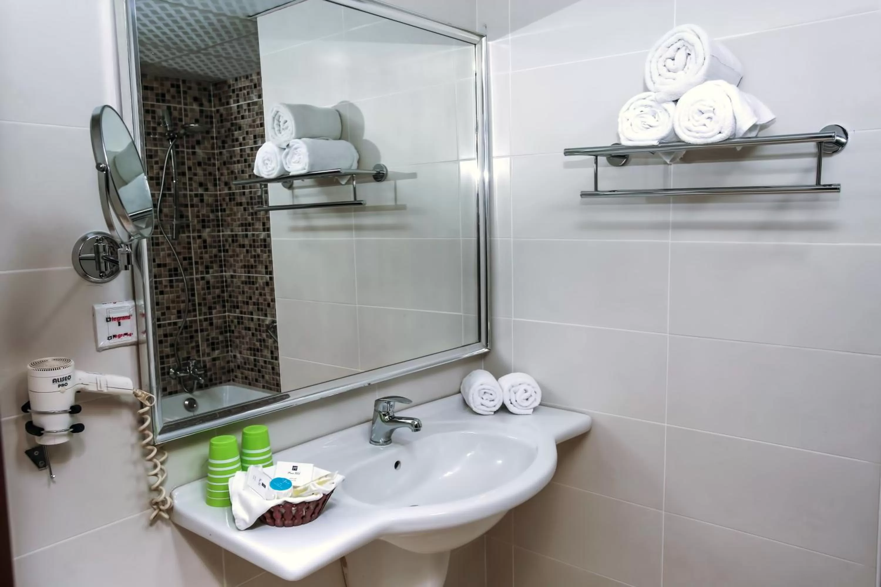 Bathroom in Golden Tulip Aqaba