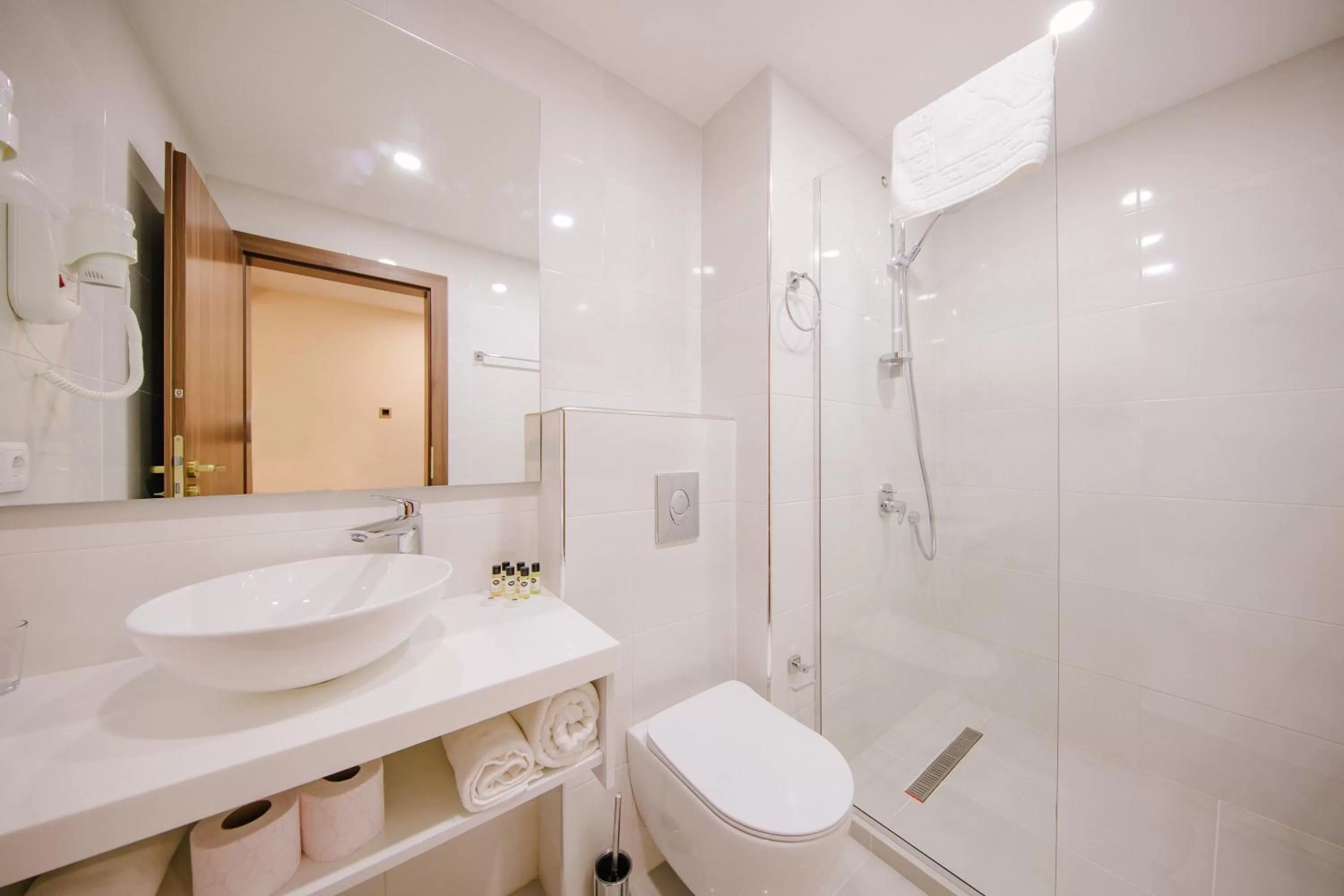 Bathroom in Orden Hotel