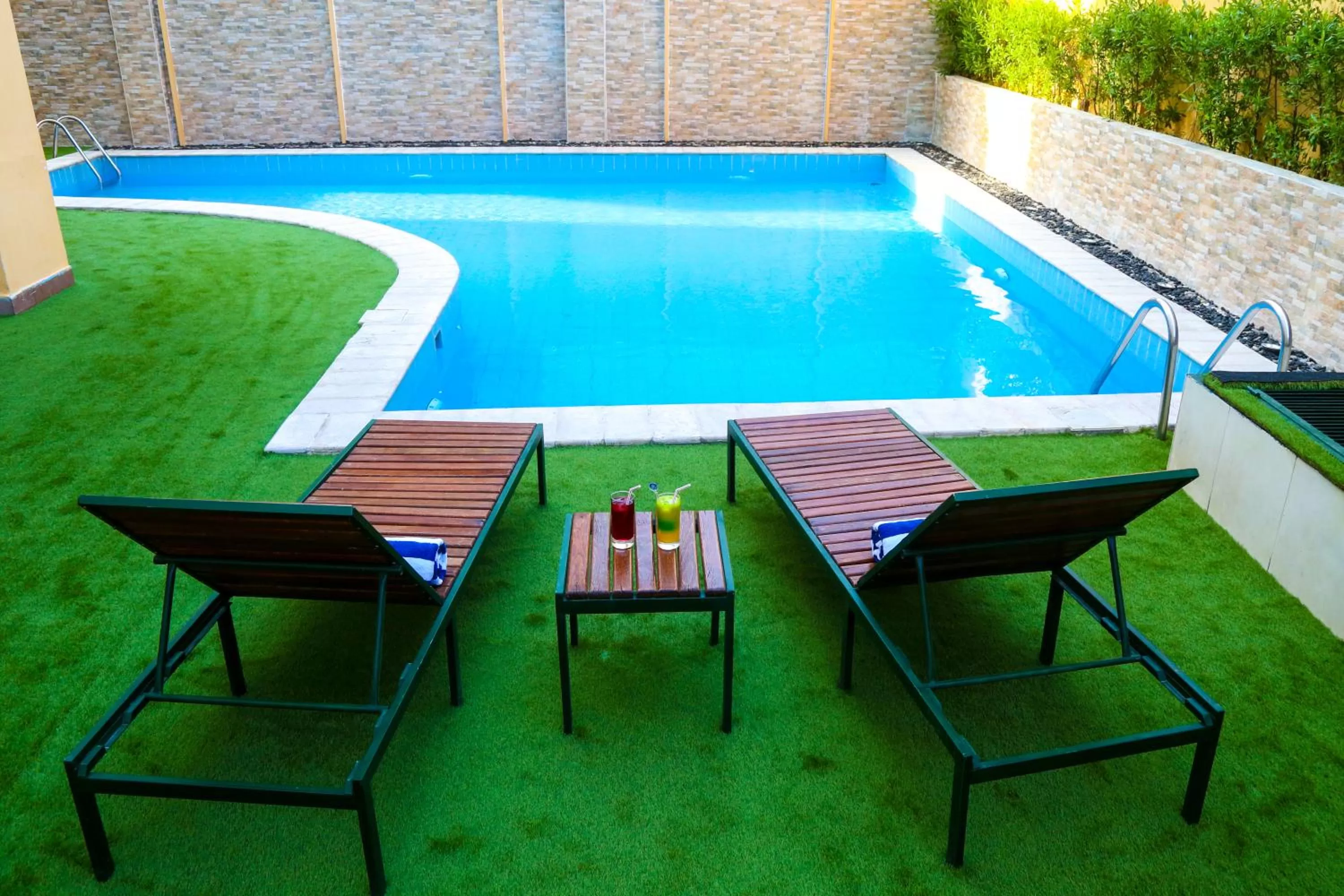 Swimming Pool in Golden Tulip Aqaba
