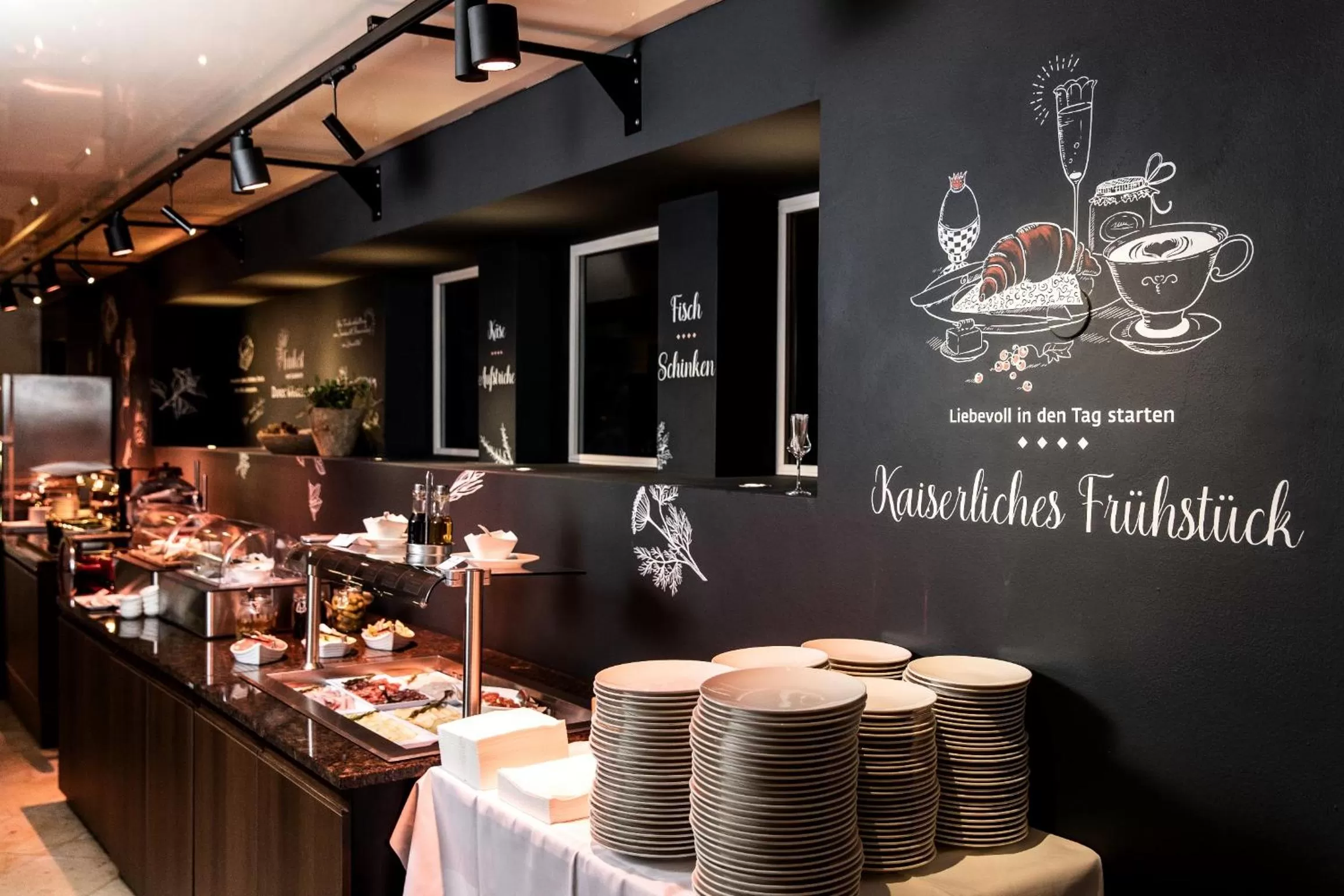 Breakfast in Hotel Sandwirth