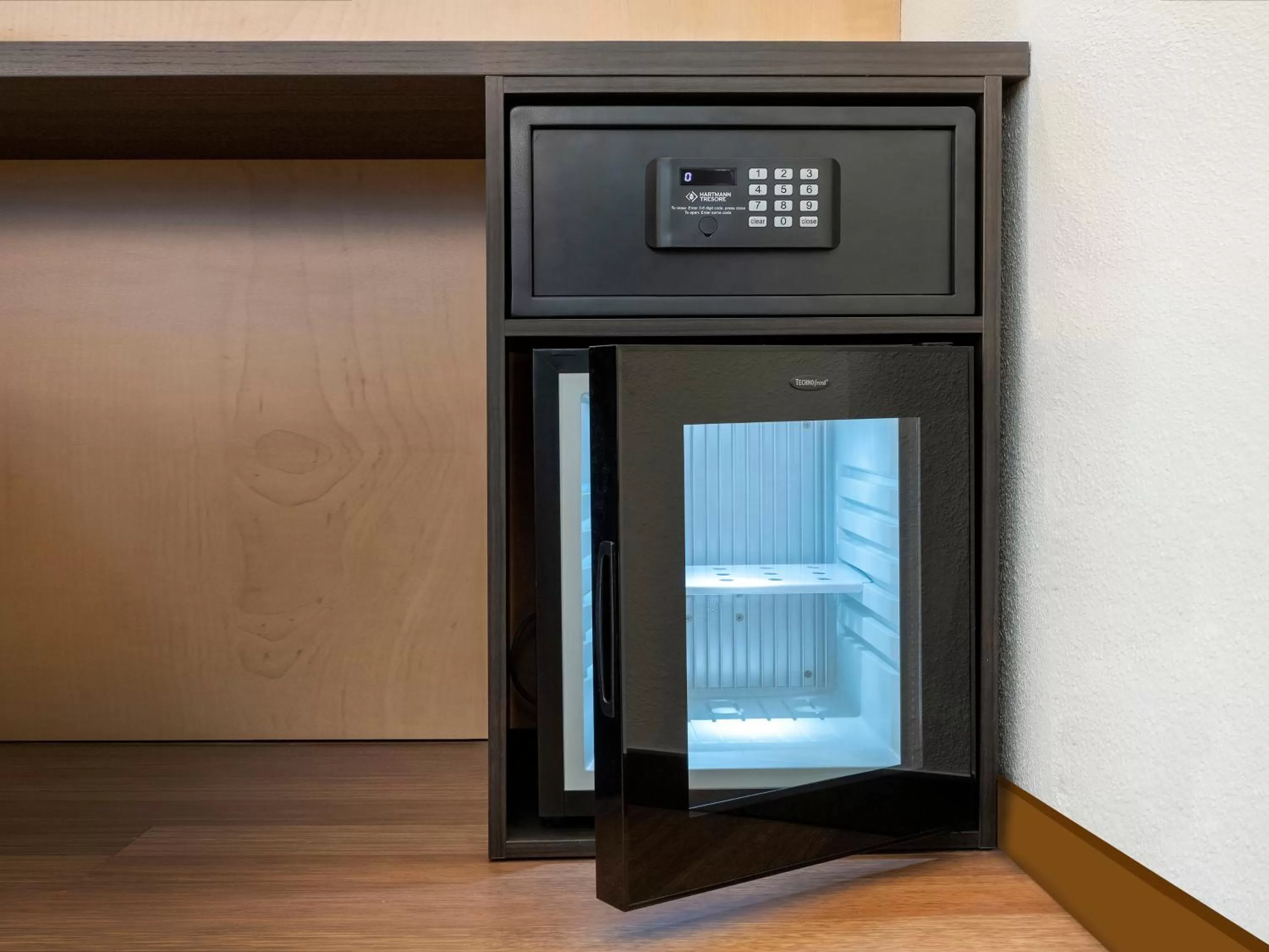 safe in ibis Locarno