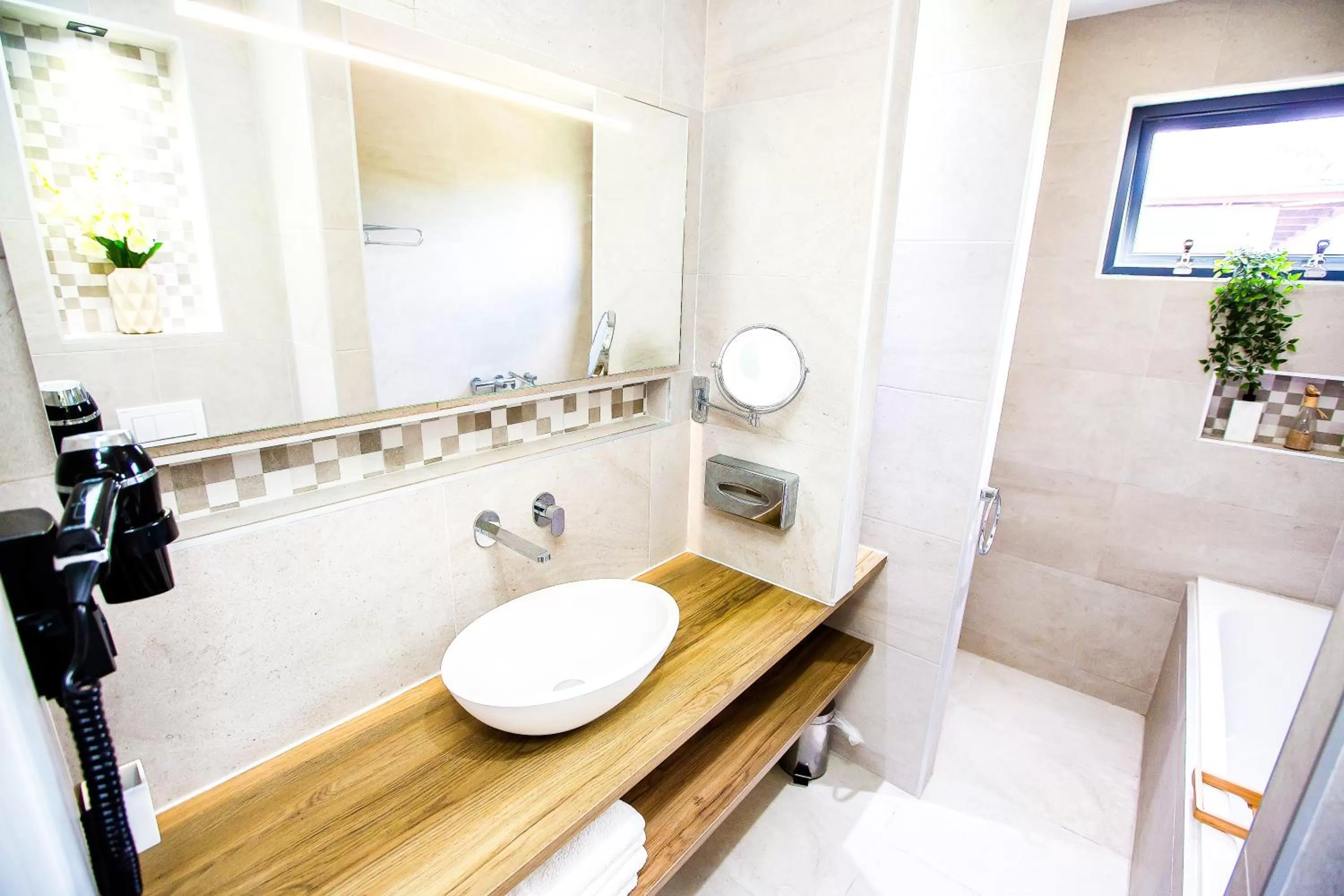 Bronbella Villa Residence