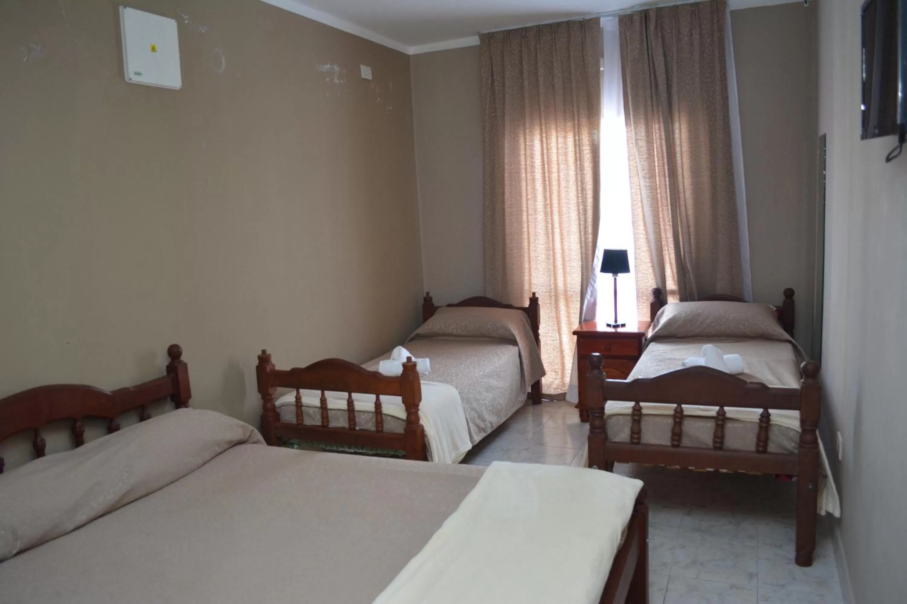 Photo of the whole room, Bed in Hotel Isella