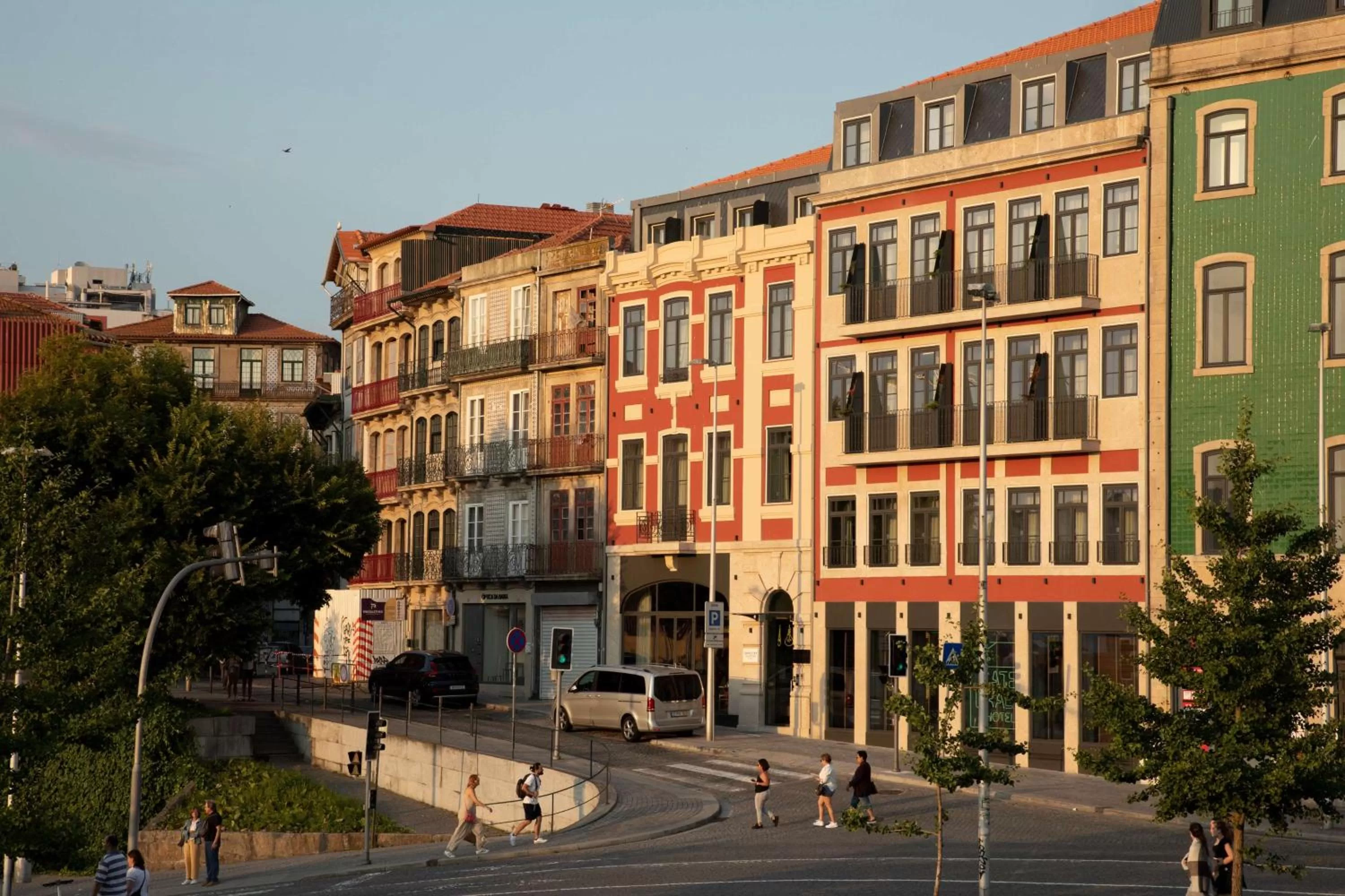 Property building in Se Catedral Hotel Porto, Tapestry Collection By Hilton