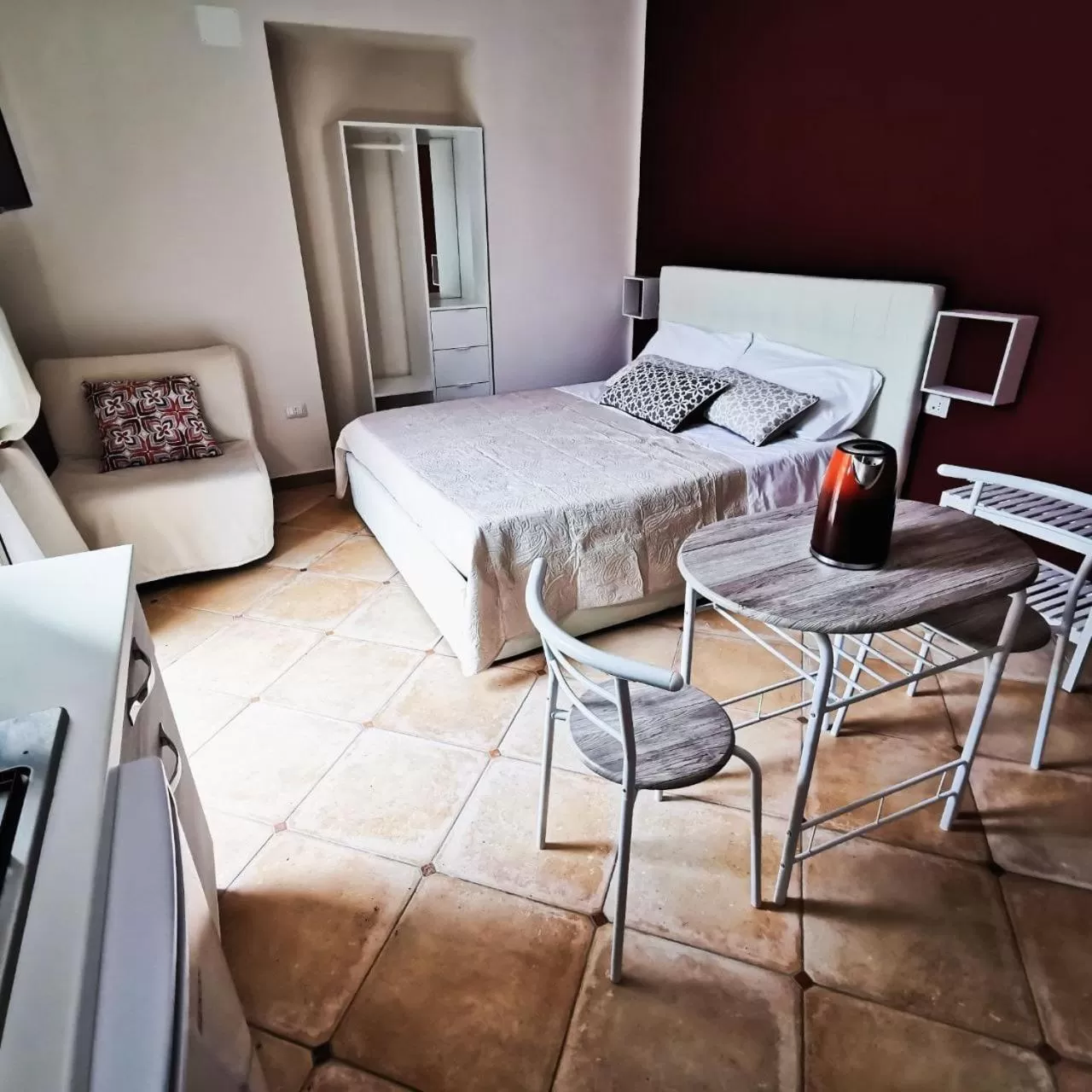 Photo of the whole room, Bed in Il Sentiero di Leano