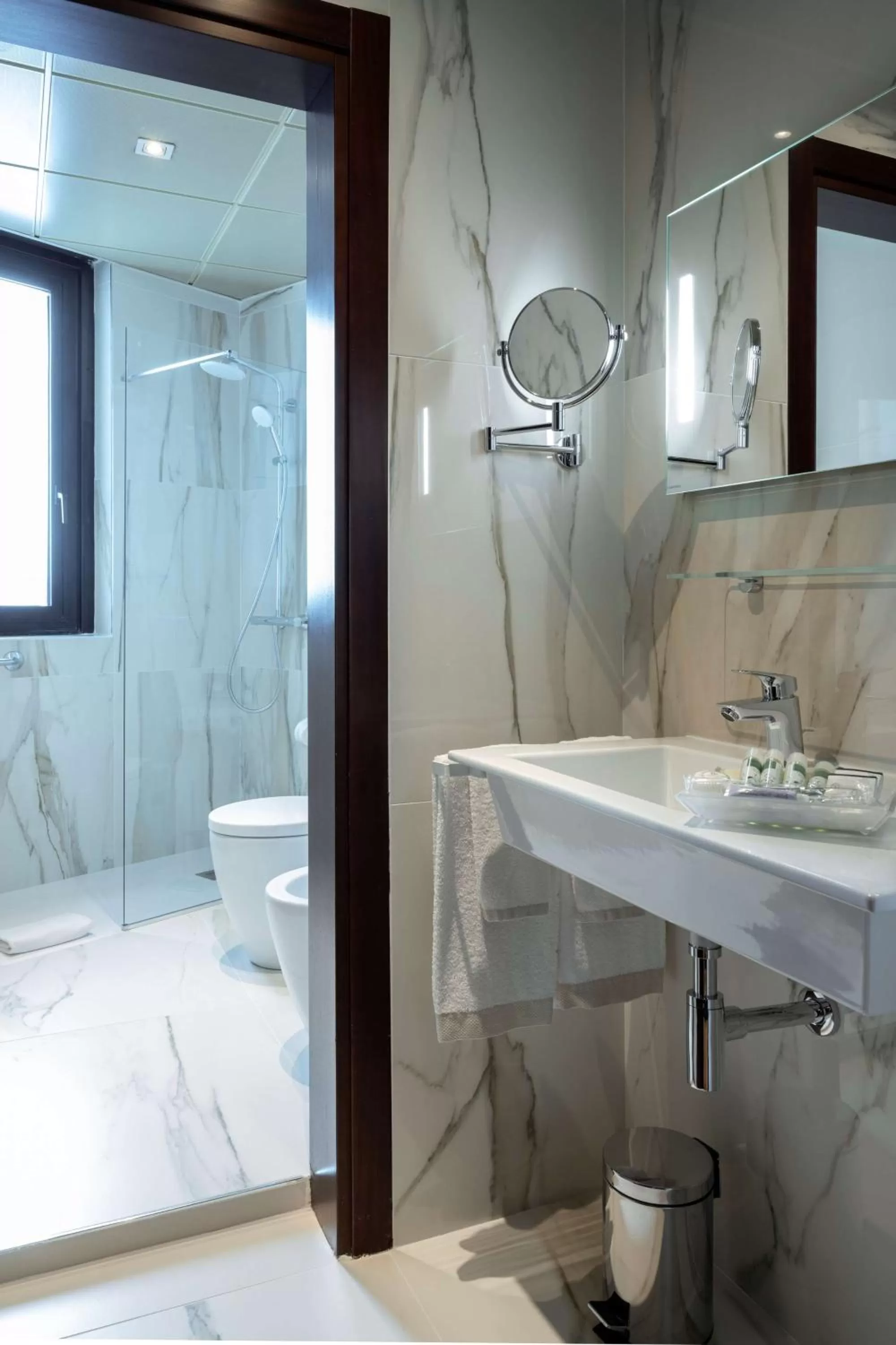 Bathroom in c-hotels Concorde