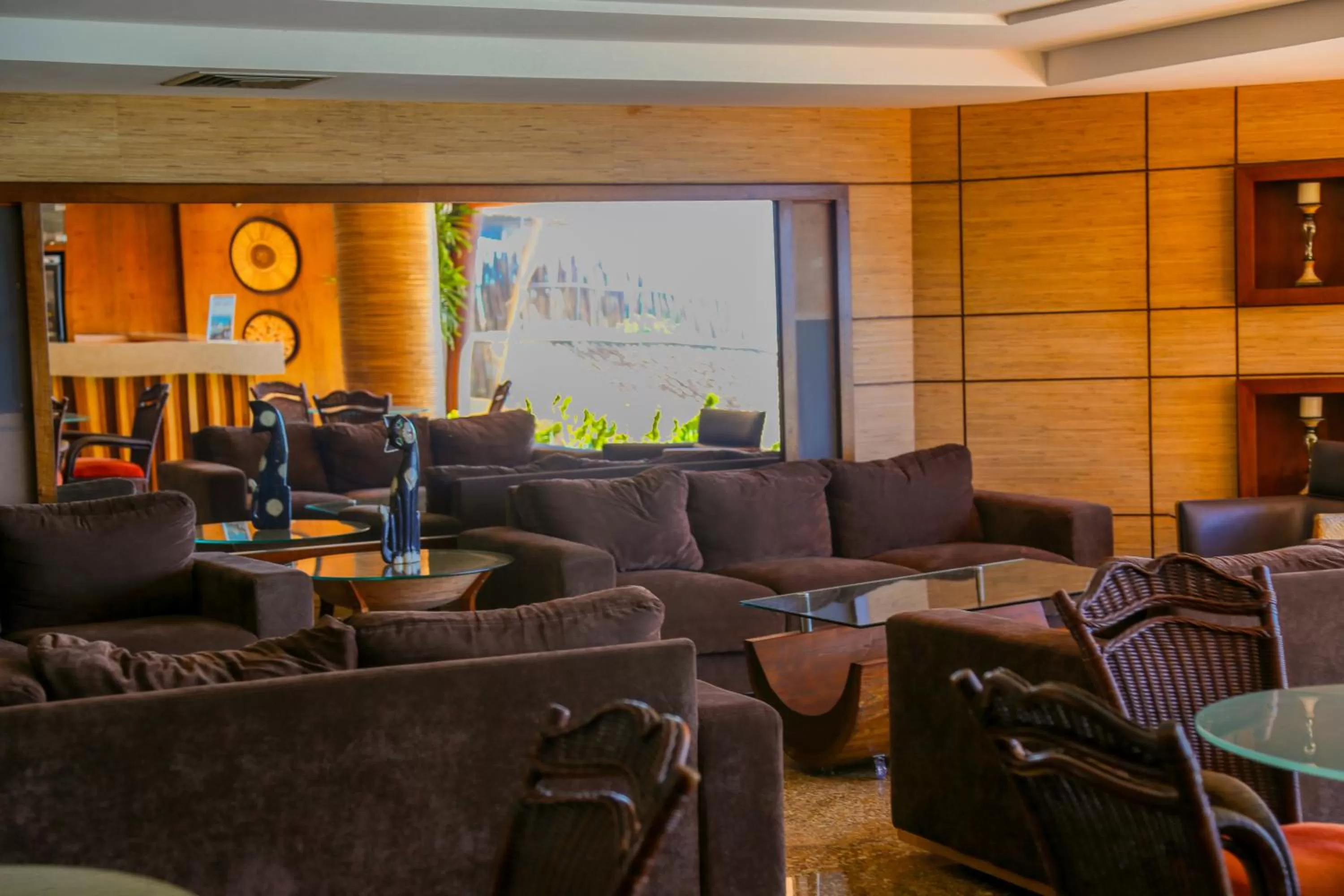 Lounge or bar in Rifoles Praia Hotel e Resort