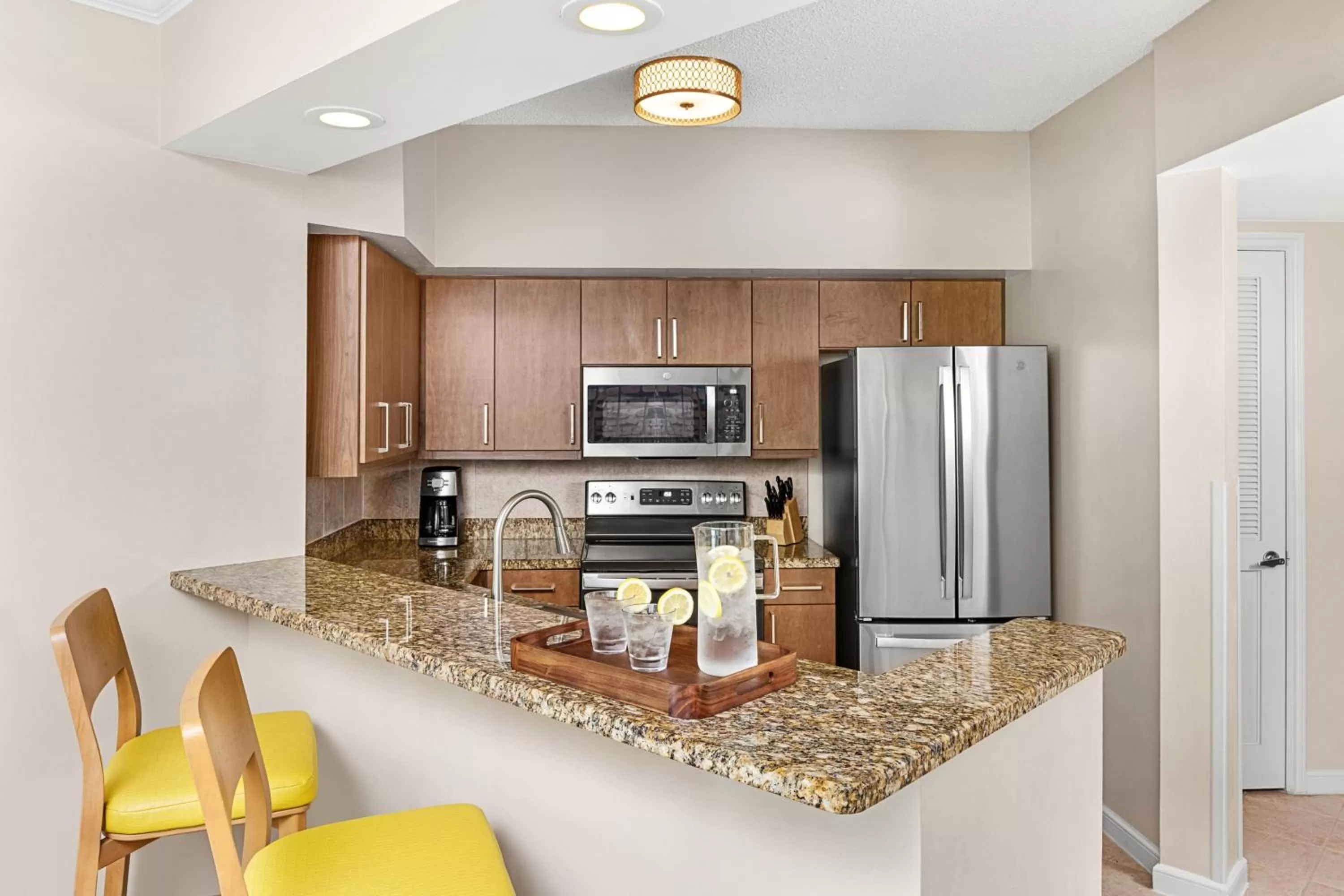 Kitchen or kitchenette in Marriott's Villas At Doral