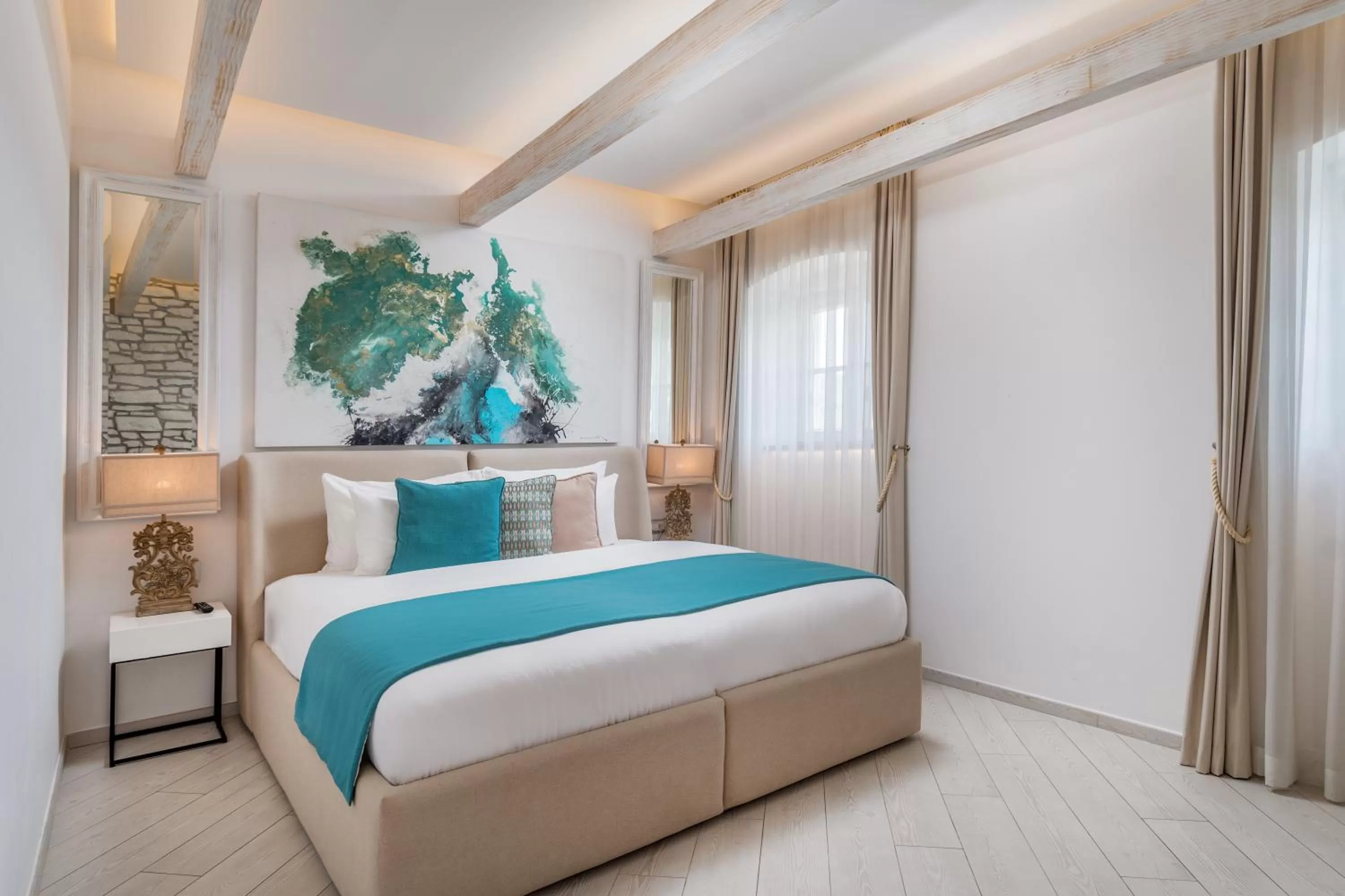 Bedroom, Bed in Lazure Hotel & Marina