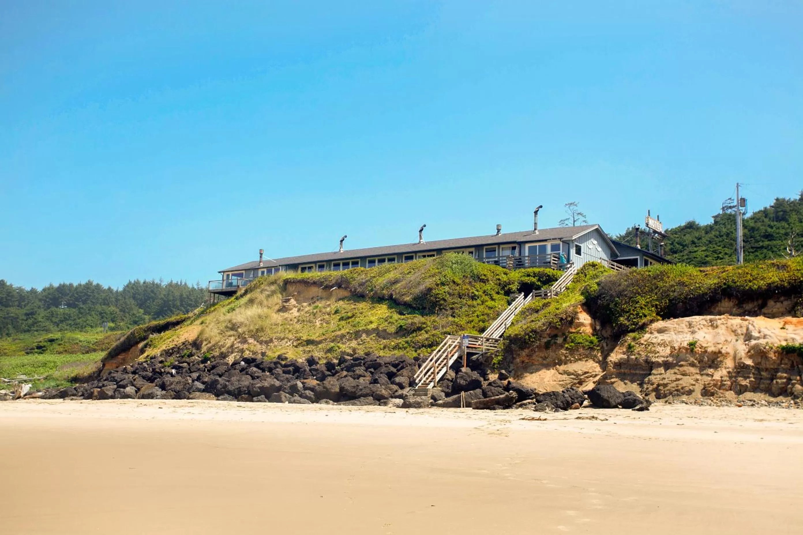 Facade/entrance in Moolack Shores Inn