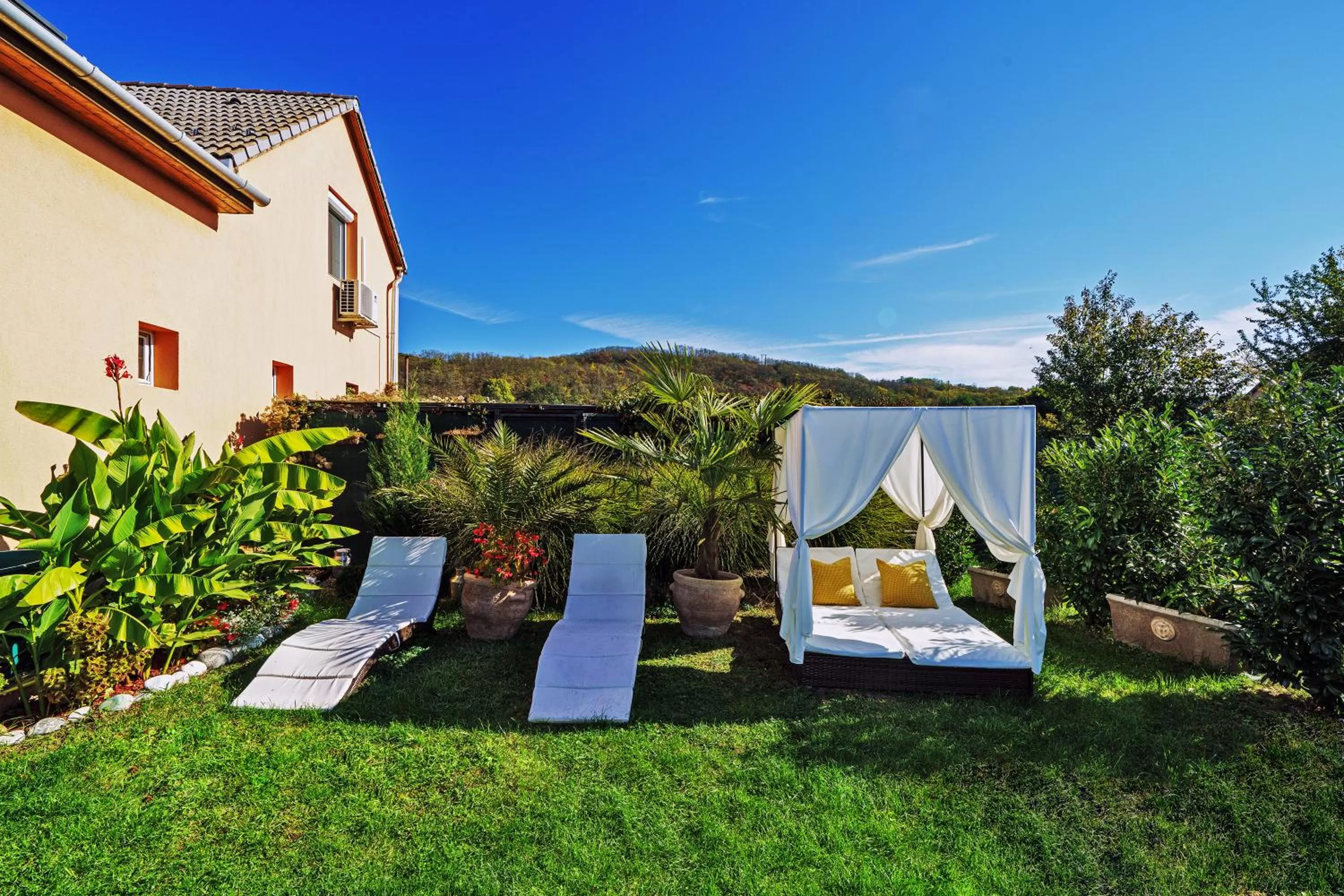 Garden in Vintiamo Apartmanok