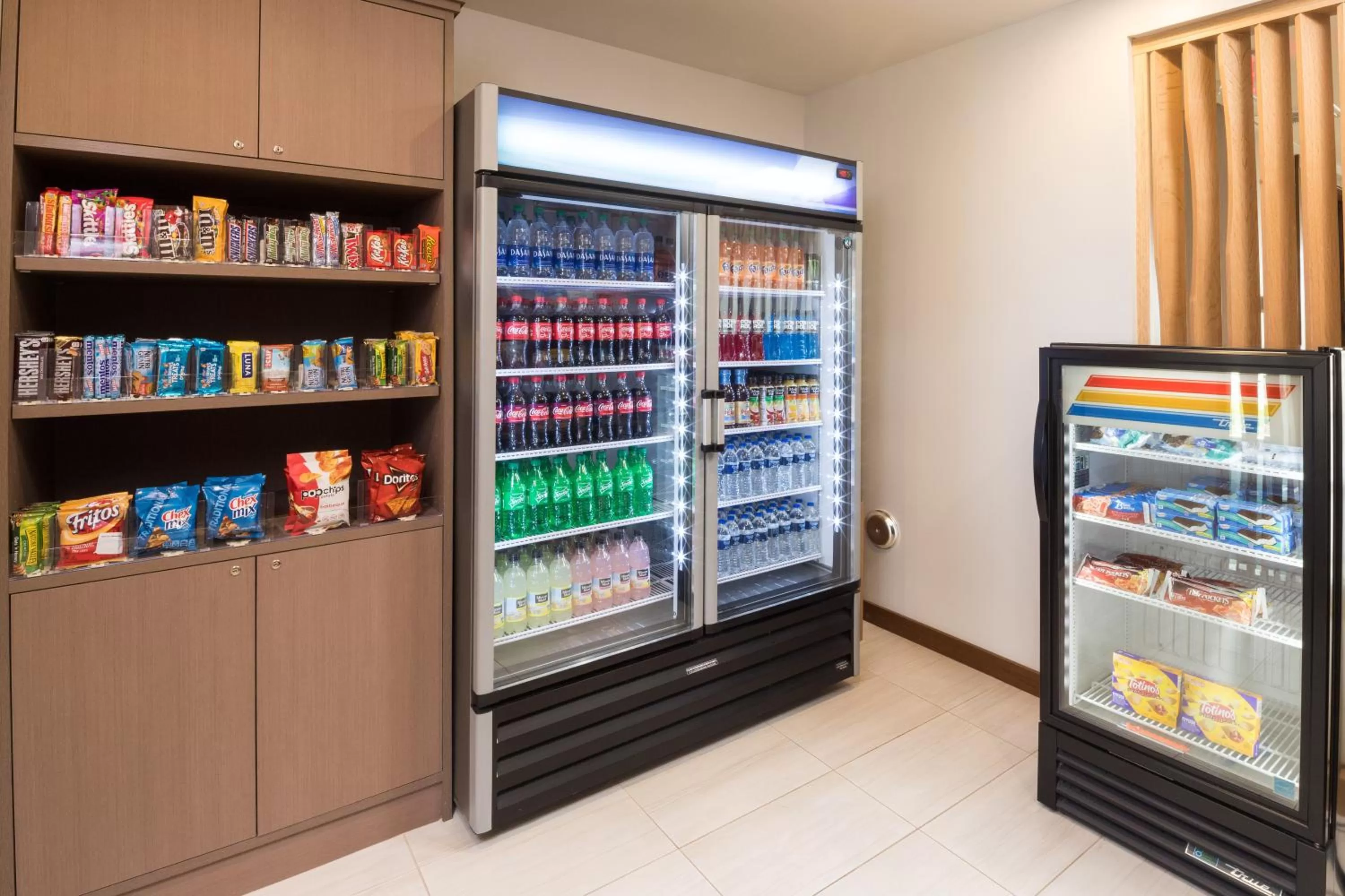 Restaurant/places to eat in Holiday Inn Express Hotel & Suites Logansport by IHG