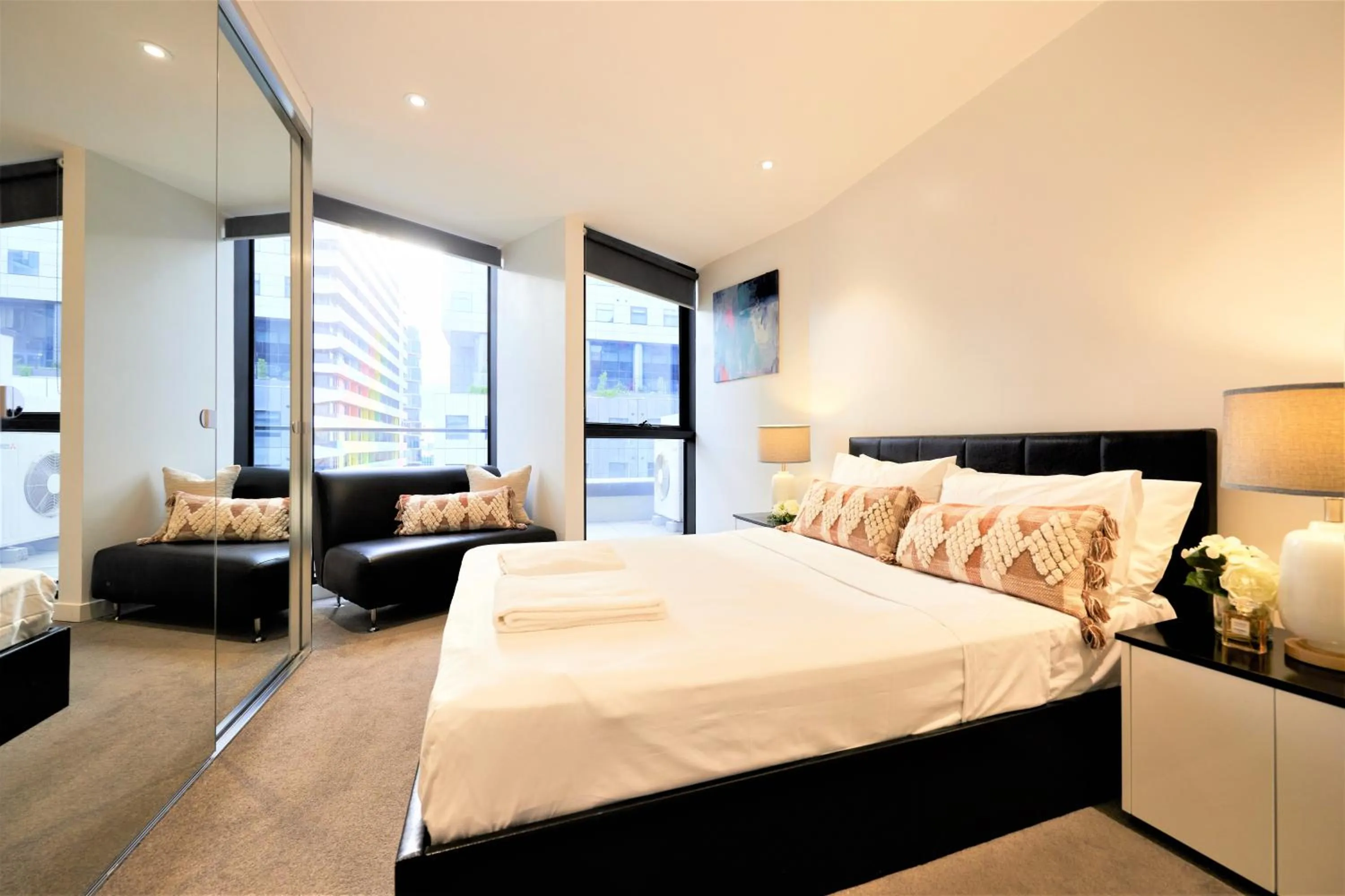 Bedroom, Bed in Arrow on Swanston
