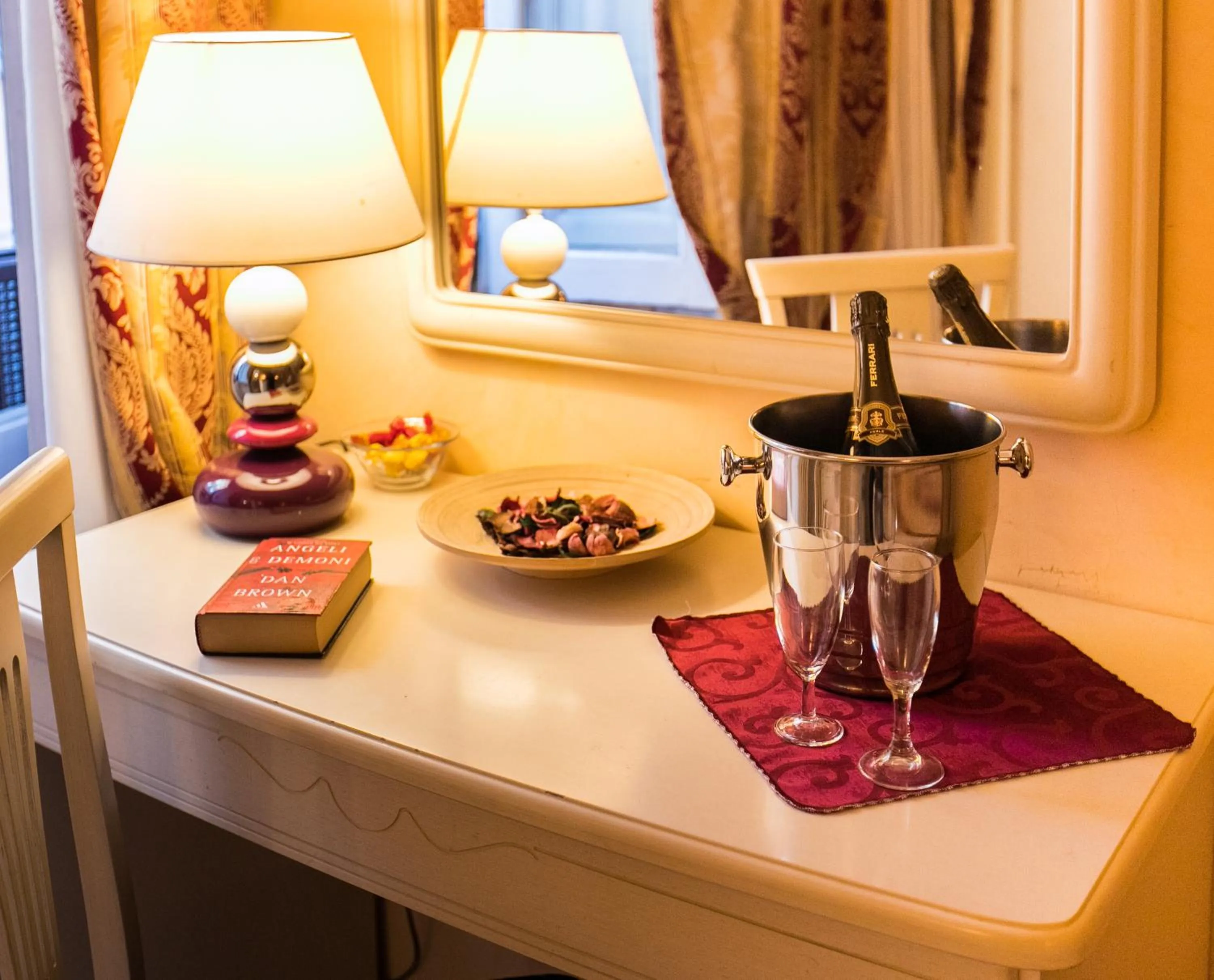 Food in Hotel Erdarelli