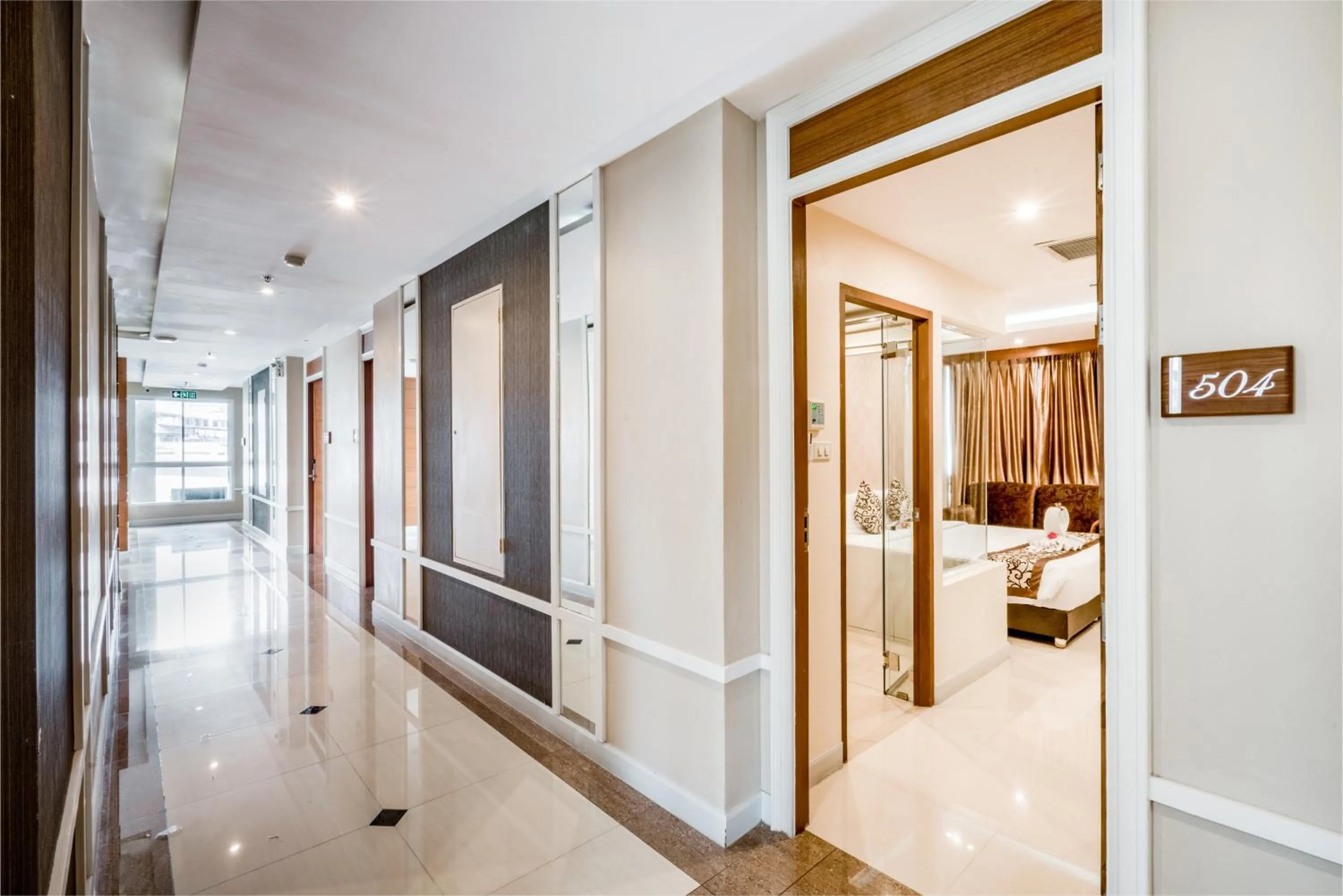 Facade/entrance, Bed in 247 Boutique Hotel