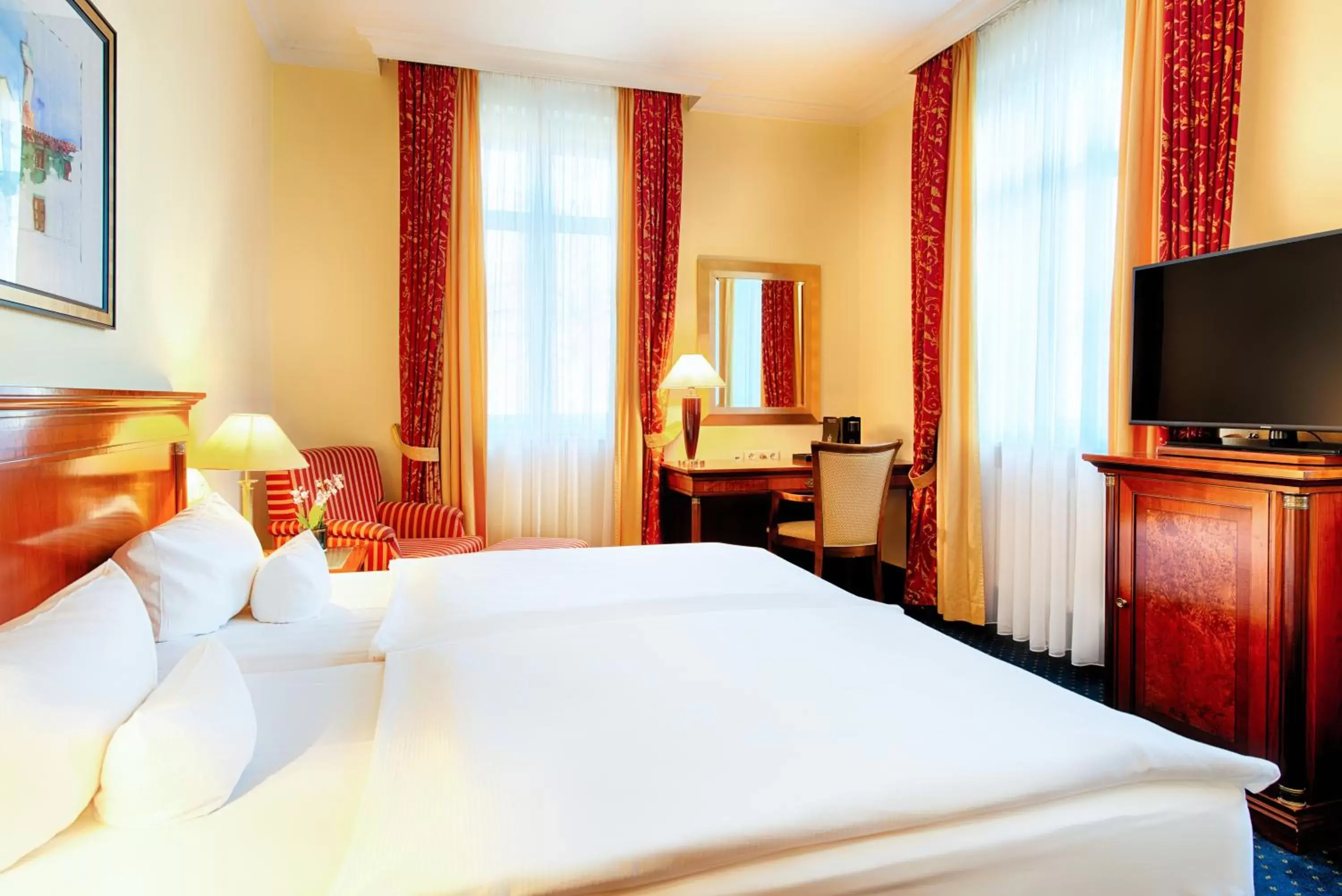 Superior Double Room in Hotel Villa Geyerswörth Superior Double Room in Hotel Villa Geyerswörth